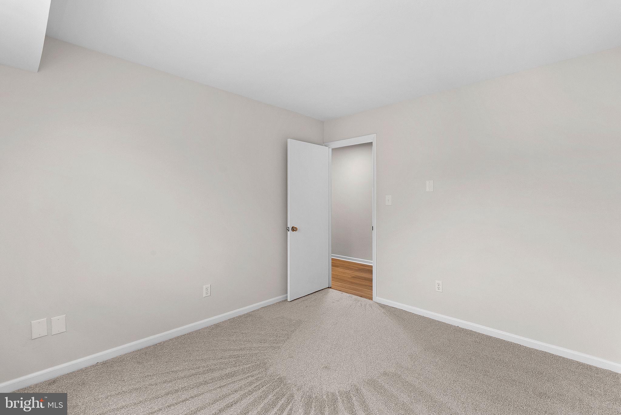 PEMBROOKE - Residential