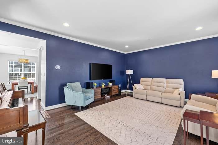 3260 KATIE WAY