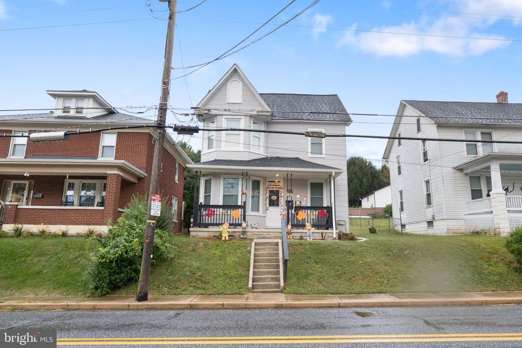 Photo of 110 Manchester Street, GLEN ROCK, PA 17327 (MLS # PAYK2089752)
