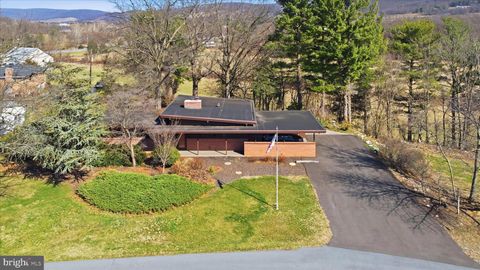 Homes For Sale - 11903 Haven Hill Drive<br/> Washington County, SMITHSBURG, MD 21783