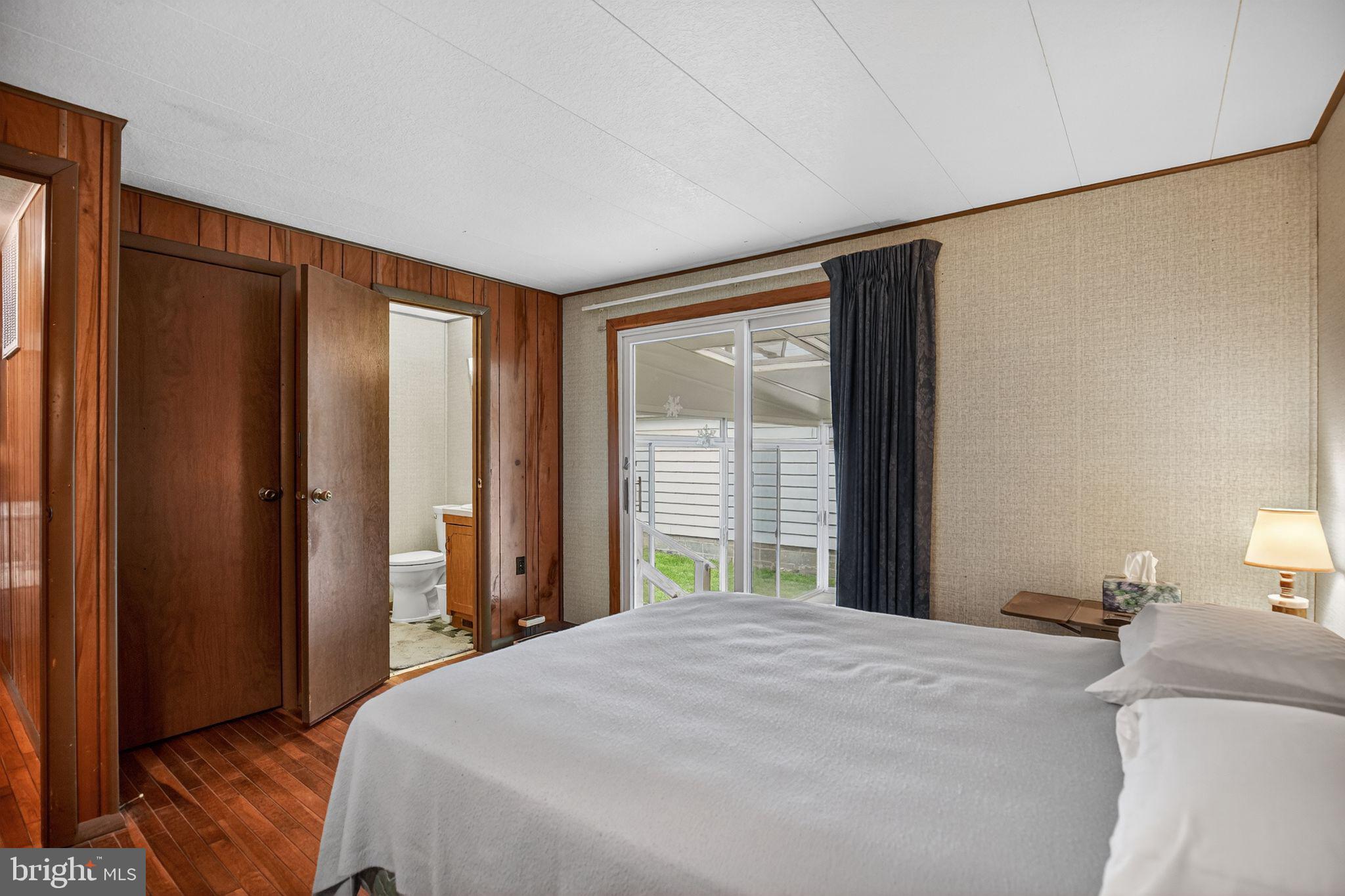 LONG BEACH - Residential