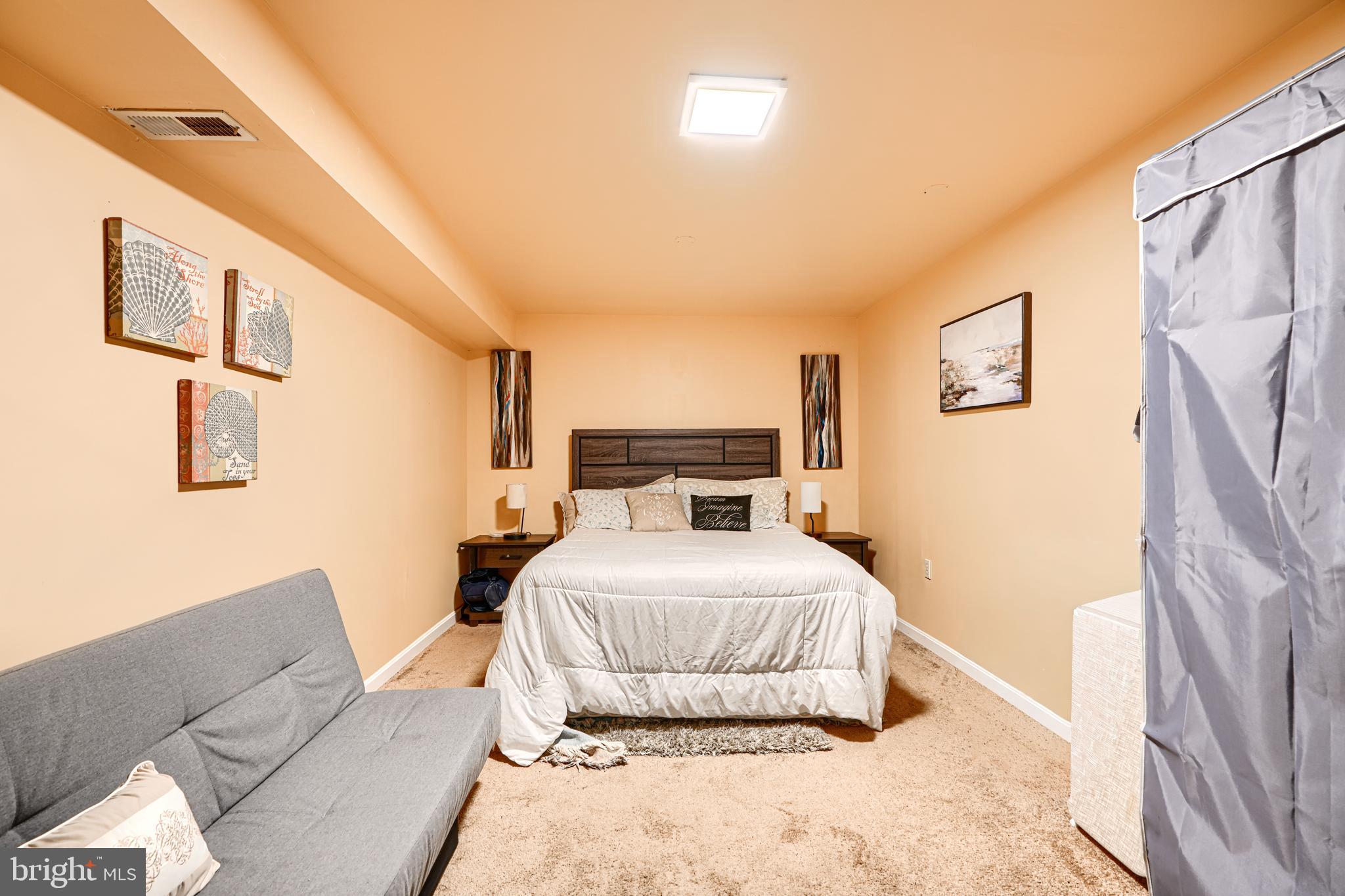 WORTHINGTON GLEN - Residential