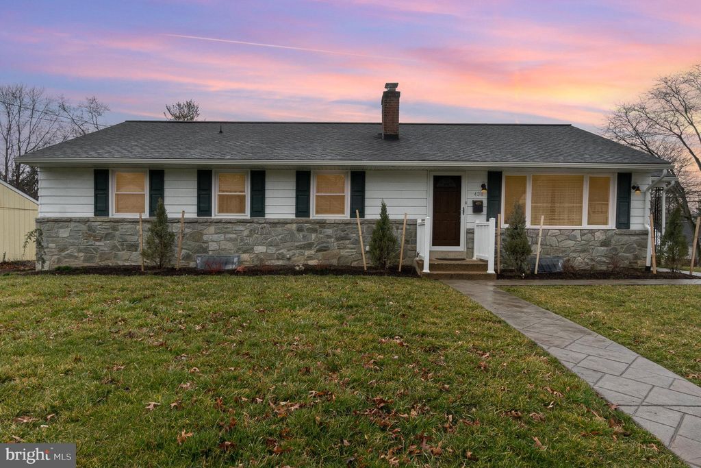 Photo of 438 Penn View Drive, Millersville, PA 17551 (MLS # PALA2047720)