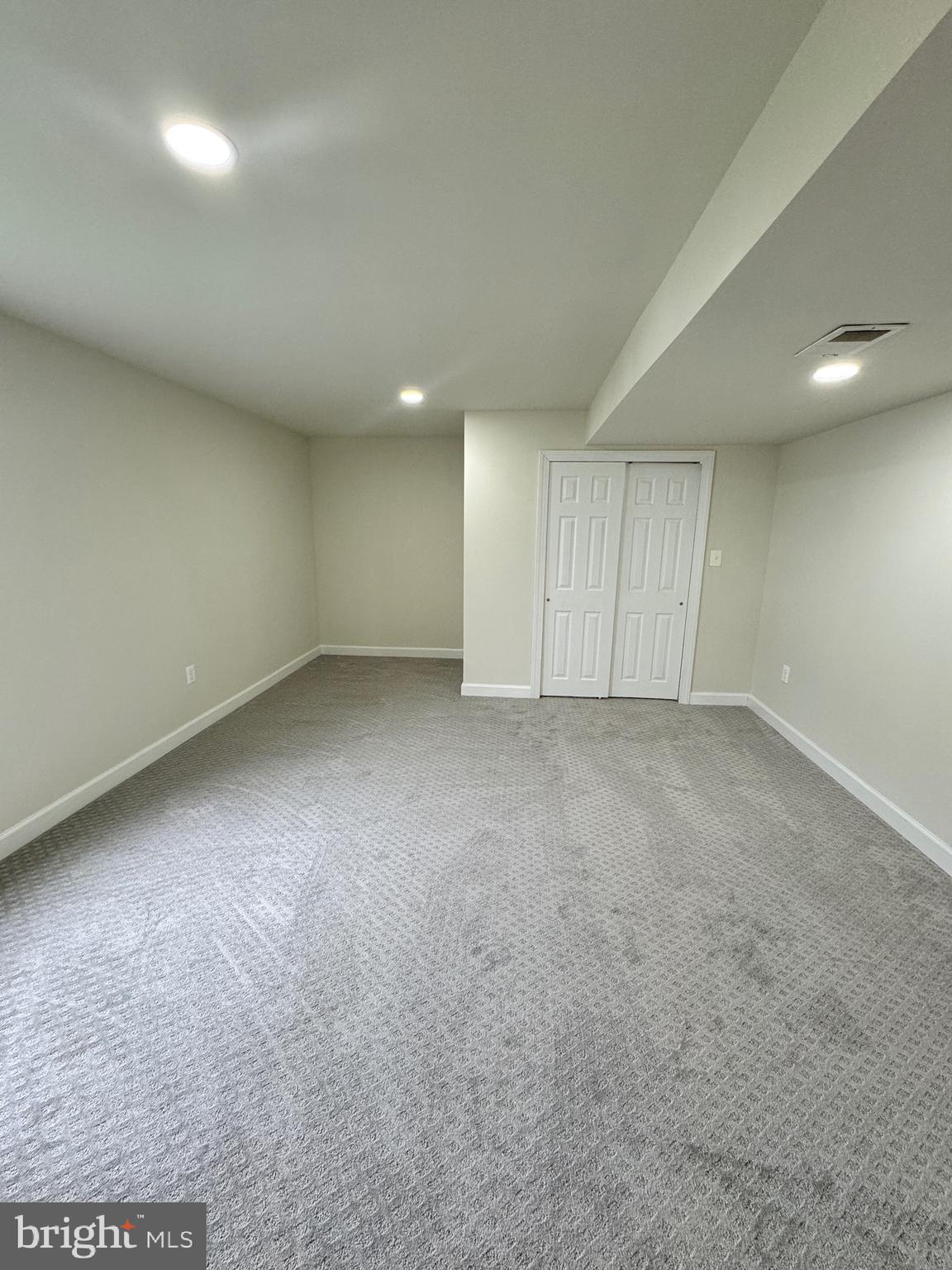 EAGLES POINTE - Residential Lease