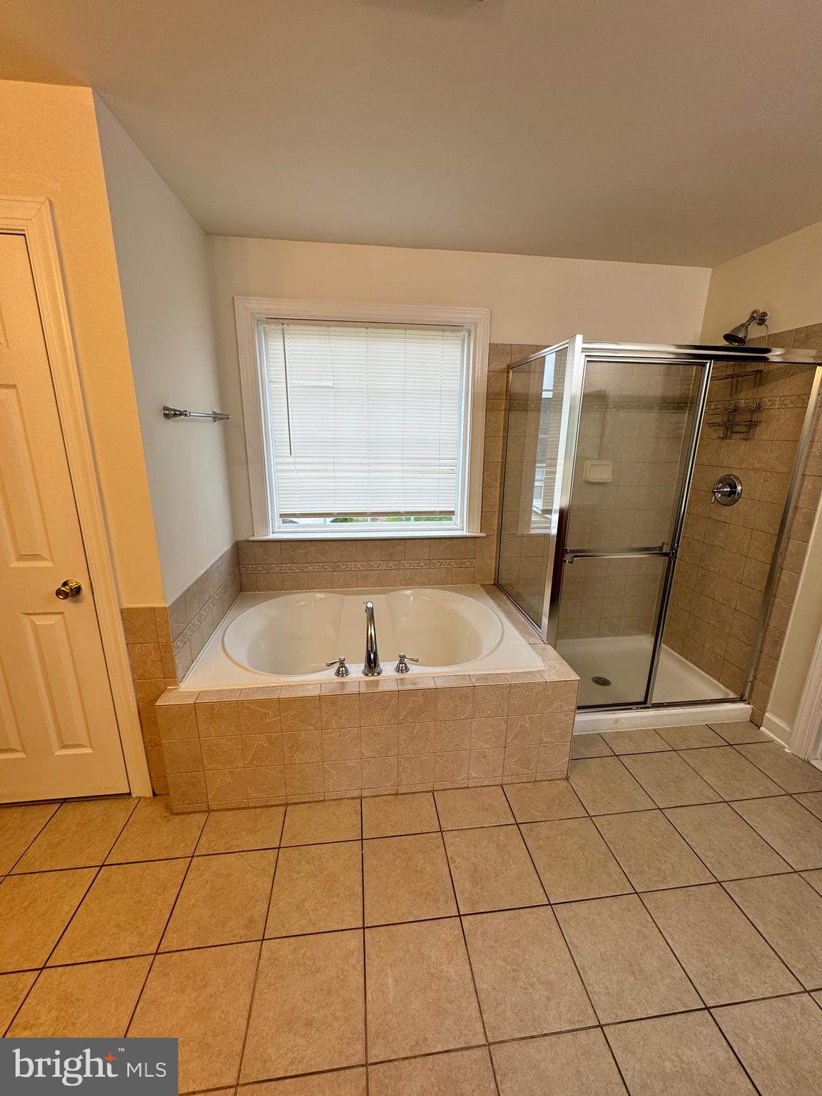 EAGLES POINTE - Residential Lease