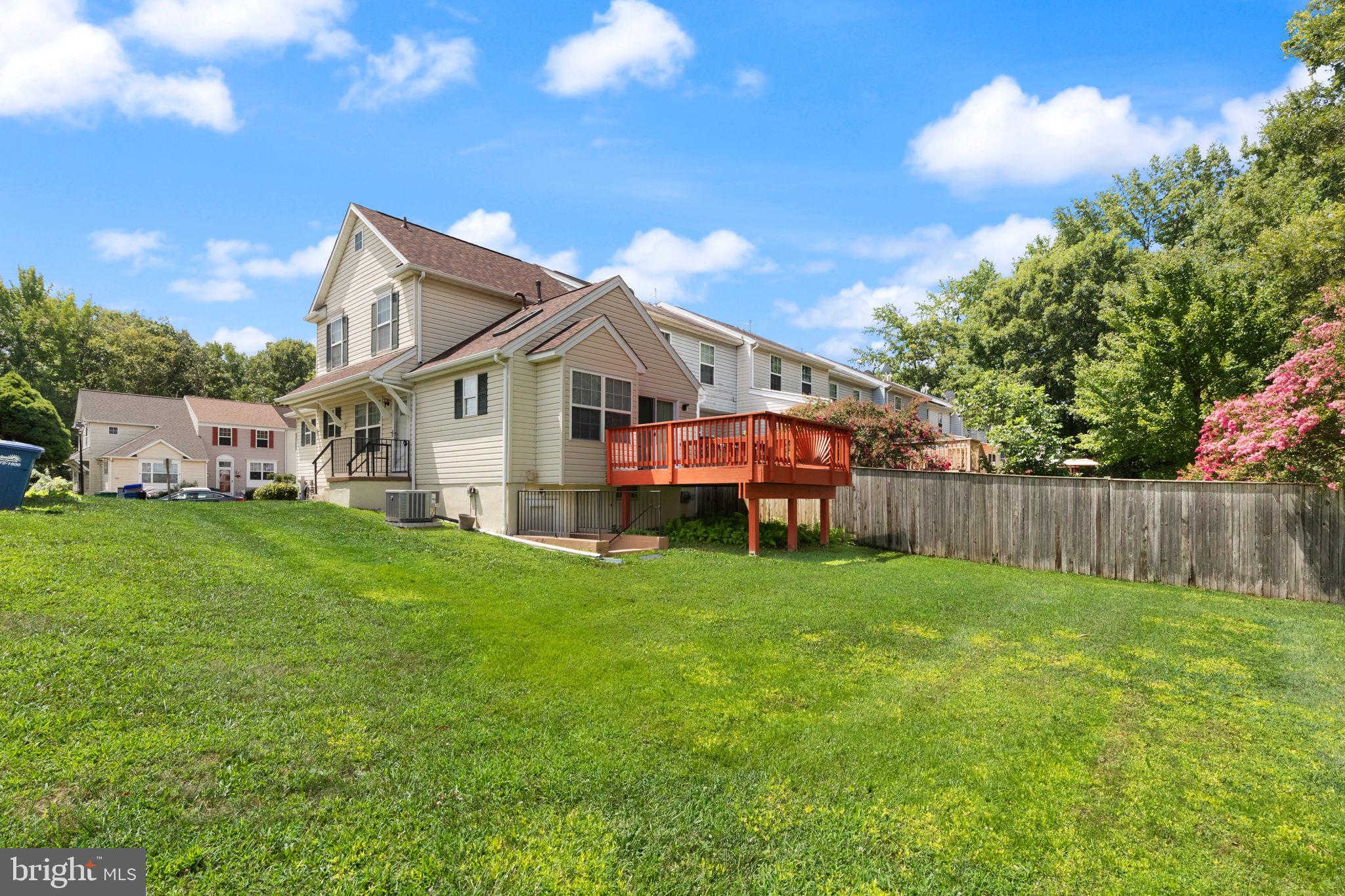 354 WOODLAND GREEN COURT