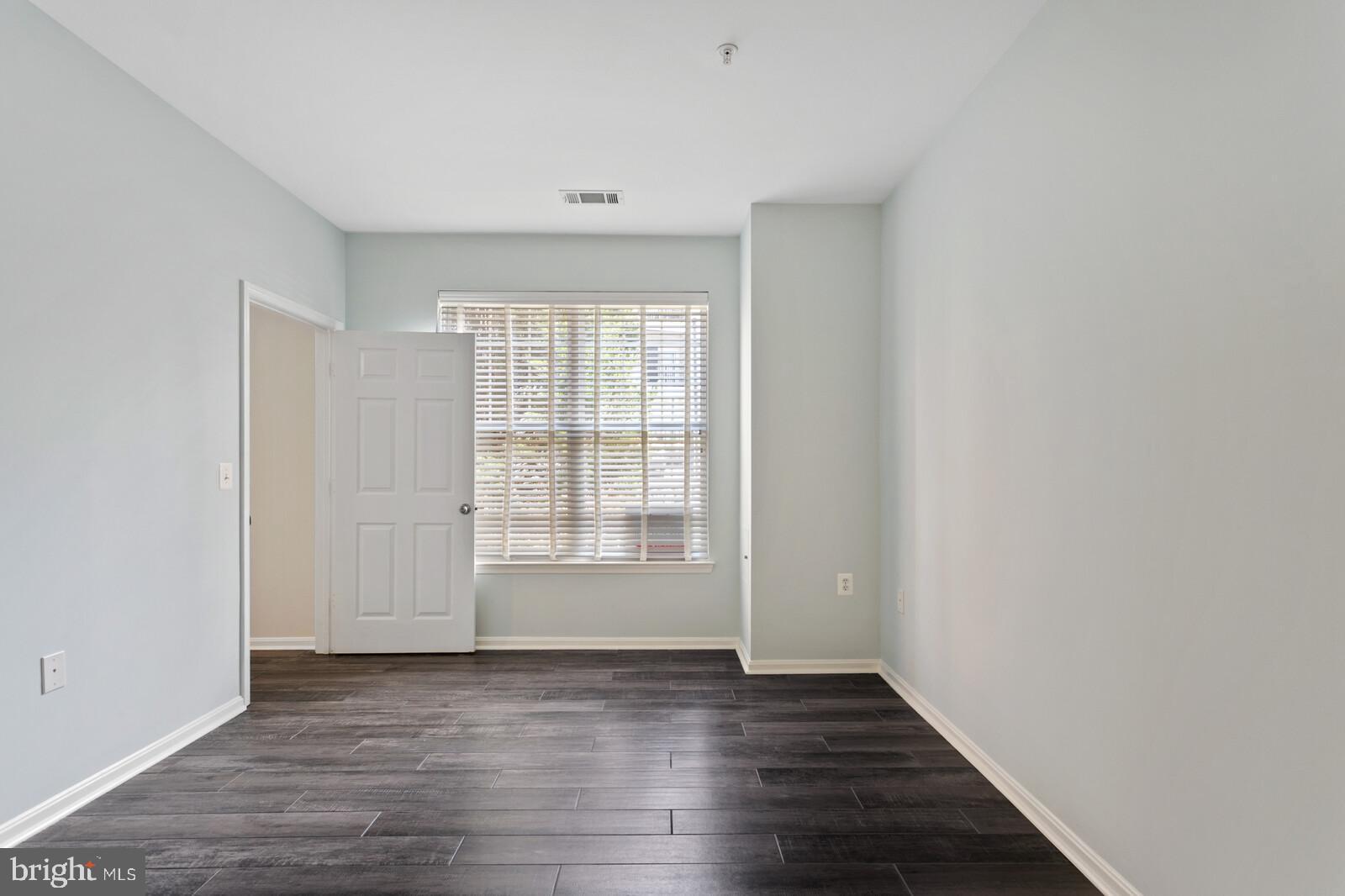 FAIRFAX RIDGE CONDOS - Residential