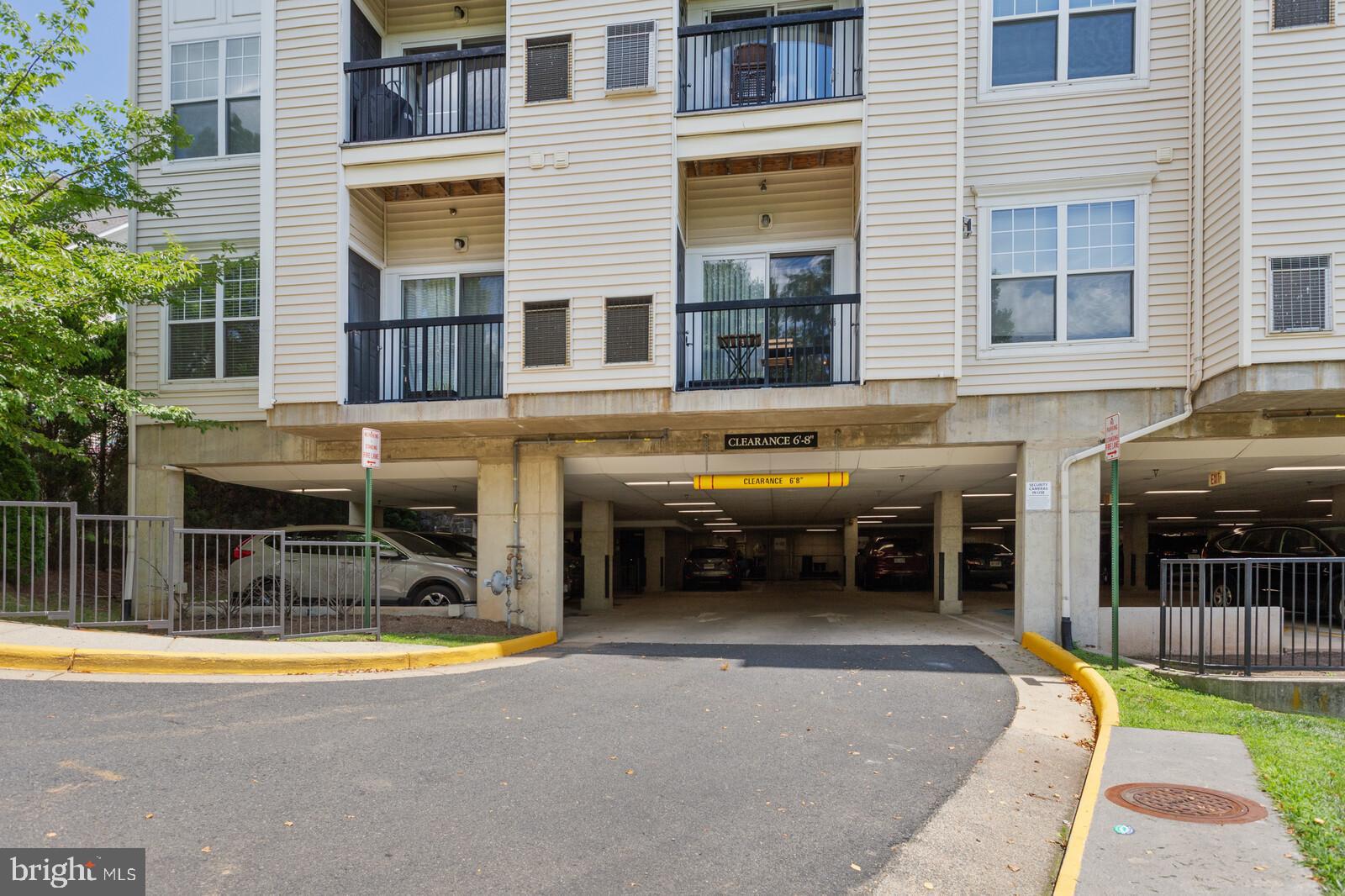 FAIRFAX RIDGE CONDOS - Residential