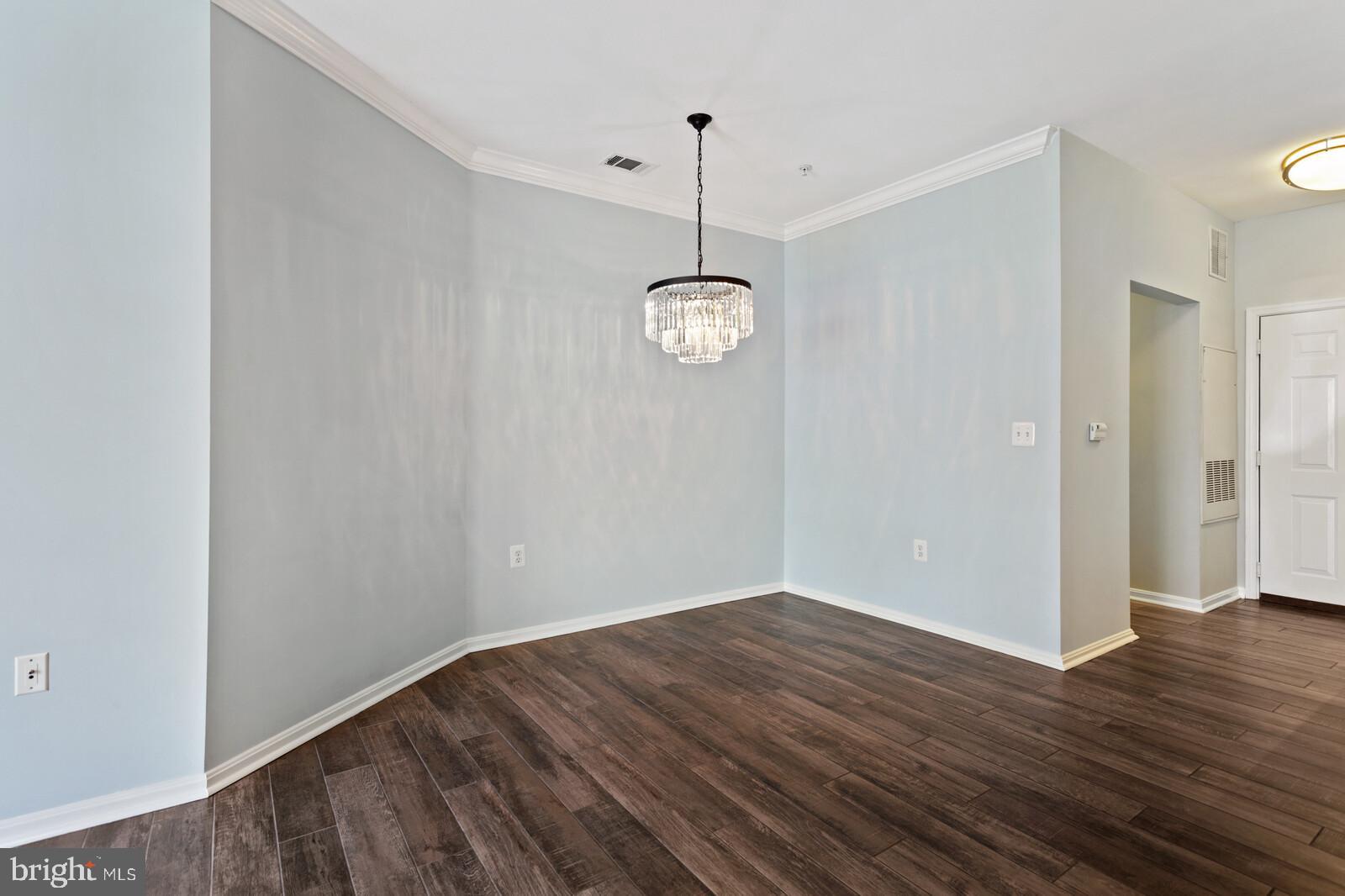 FAIRFAX RIDGE CONDOS - Residential