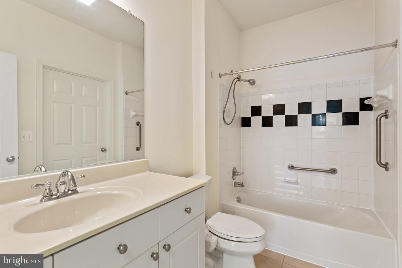 FAIRFAX RIDGE CONDOS - Residential