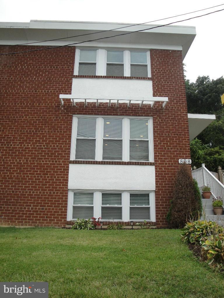 COLUMBIA TERRACE - Residential