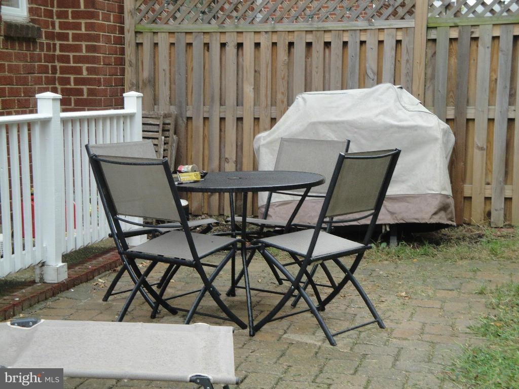 COLUMBIA TERRACE - Residential