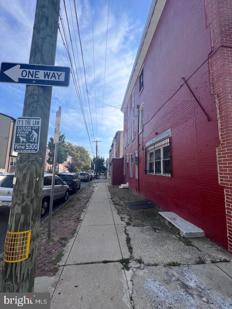 861 PERKIOMEN STREET