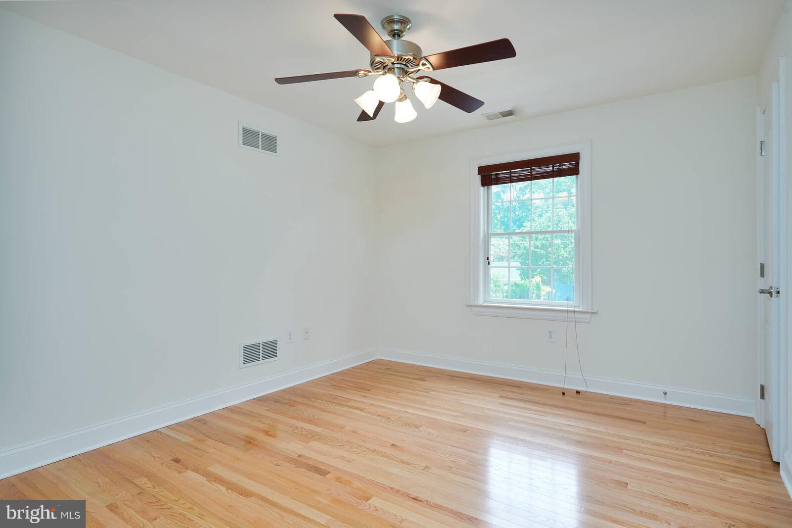 GLEN ECHO HEIGHTS - Residential