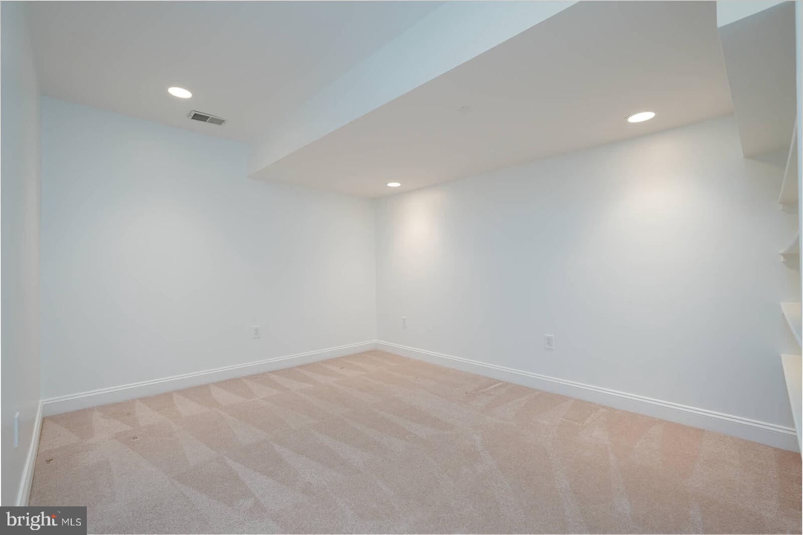 GLEN ECHO HEIGHTS - Residential