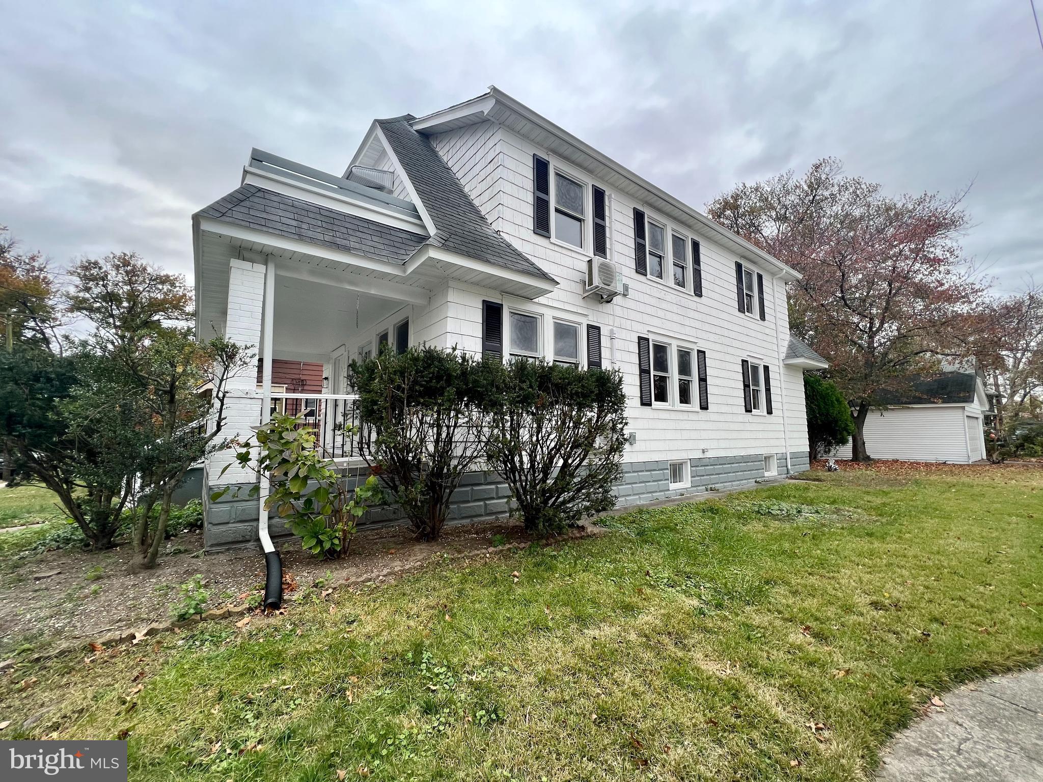 1301 NEWTON AVENUE A