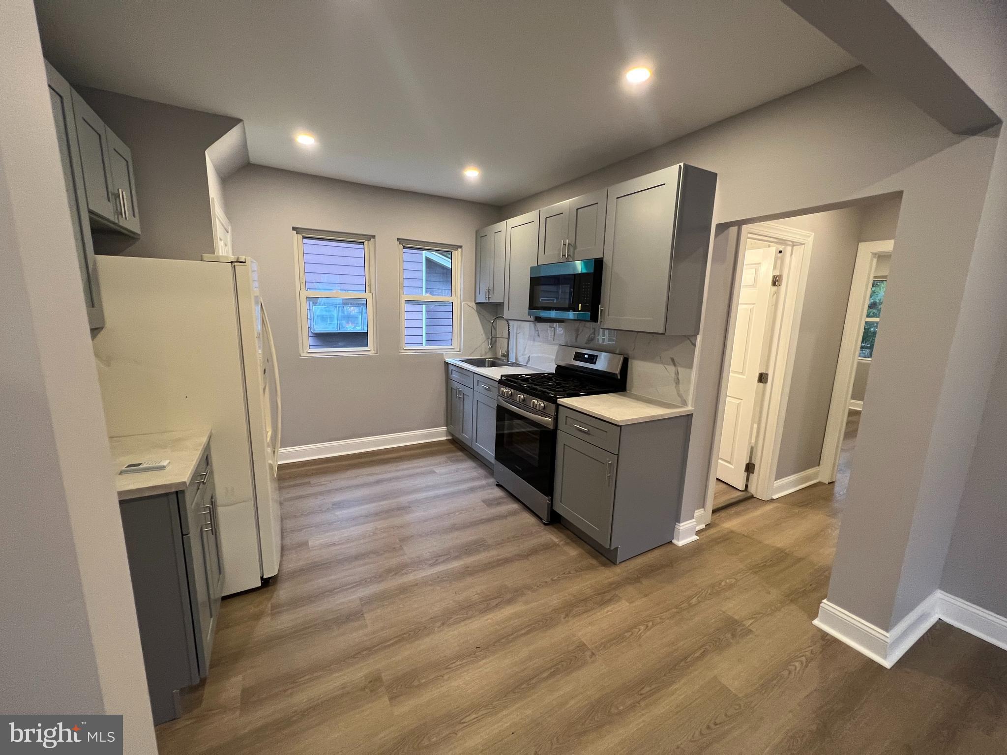 1301 NEWTON AVENUE A