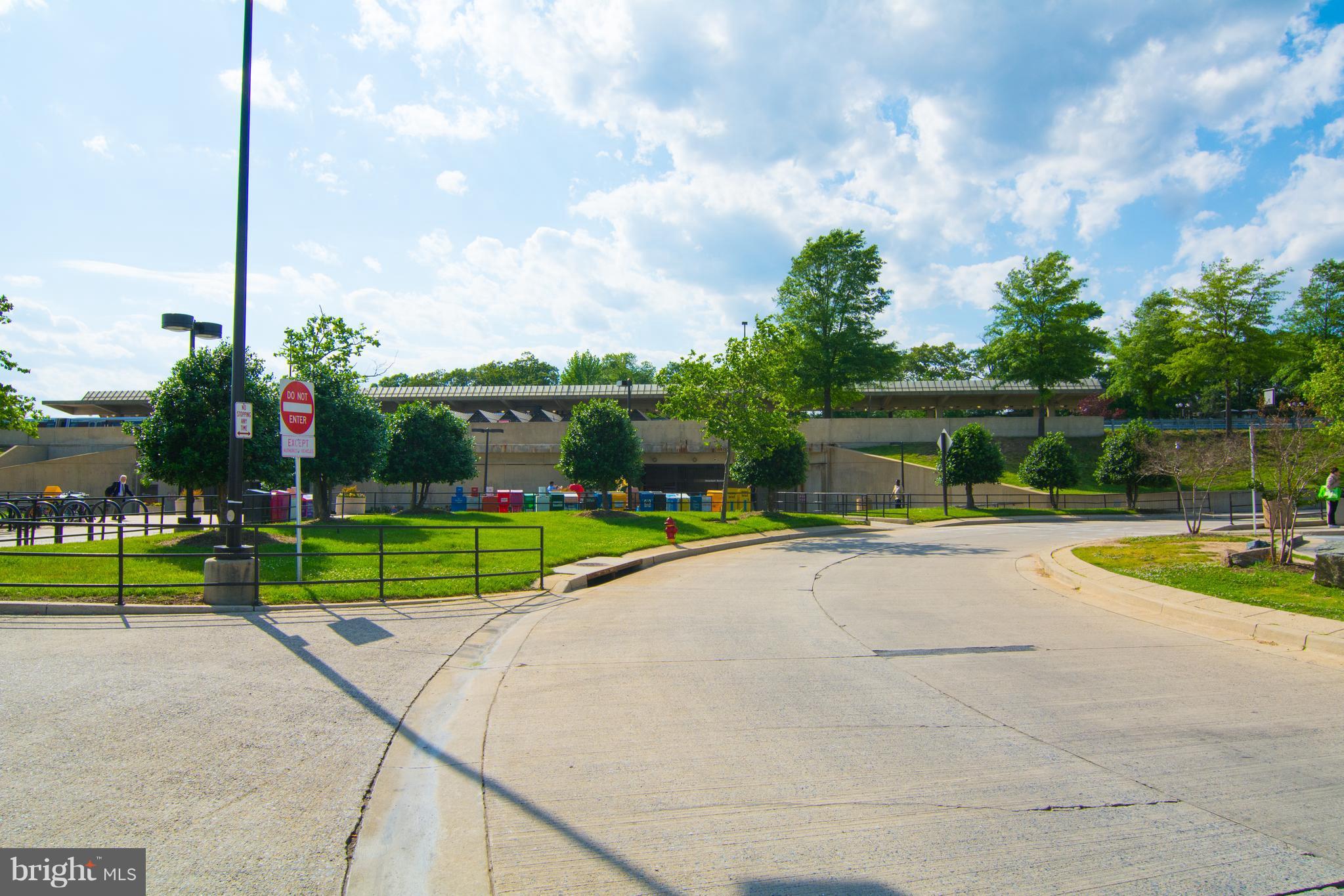 GREENBELT STATION - Residential