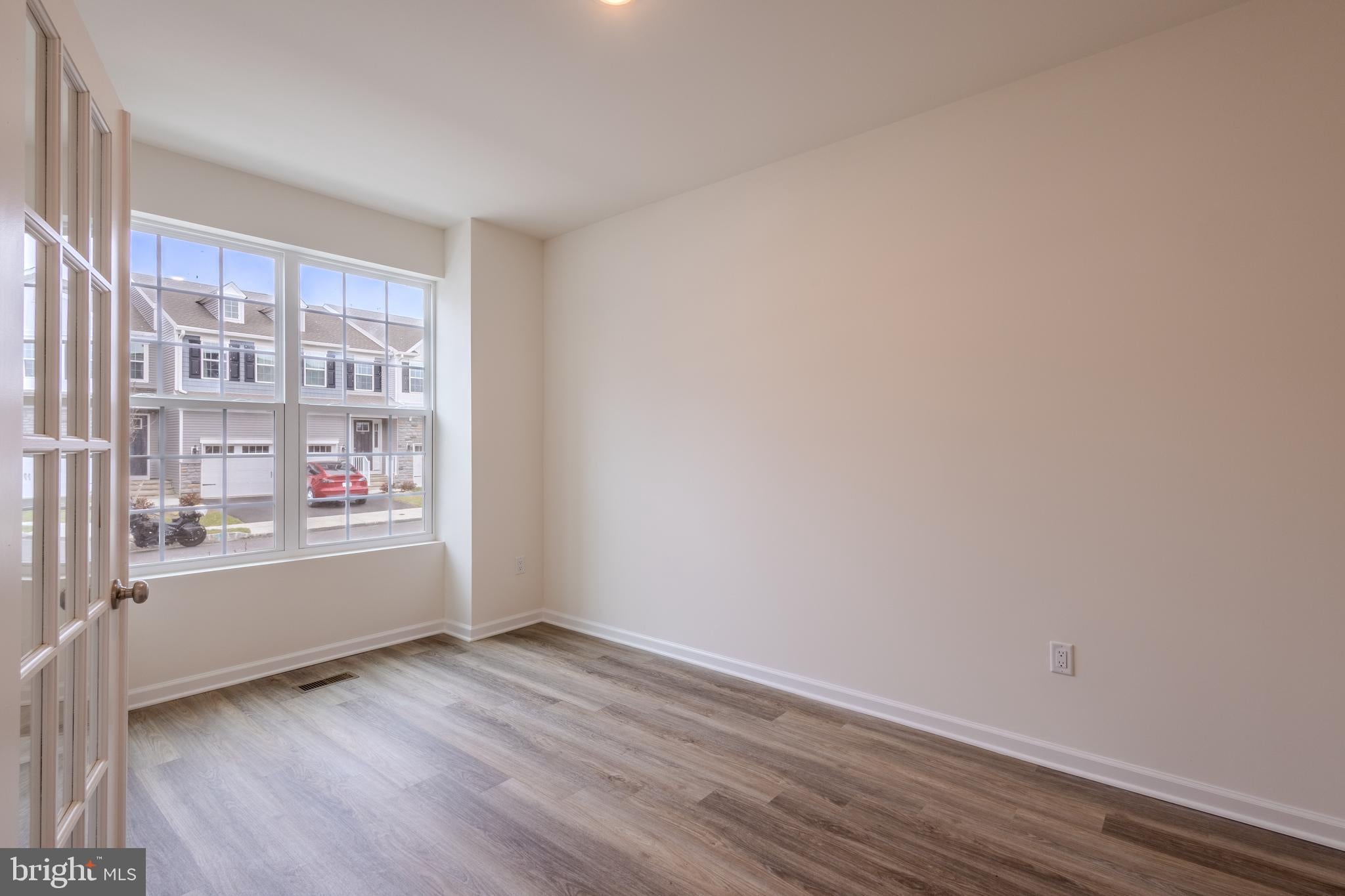 213 HARLEY LANE