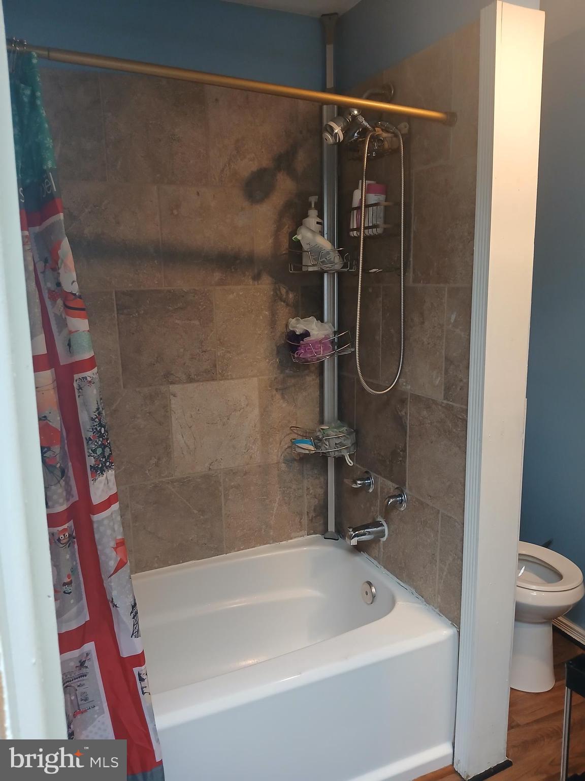 BROADWAY EAST - Residential