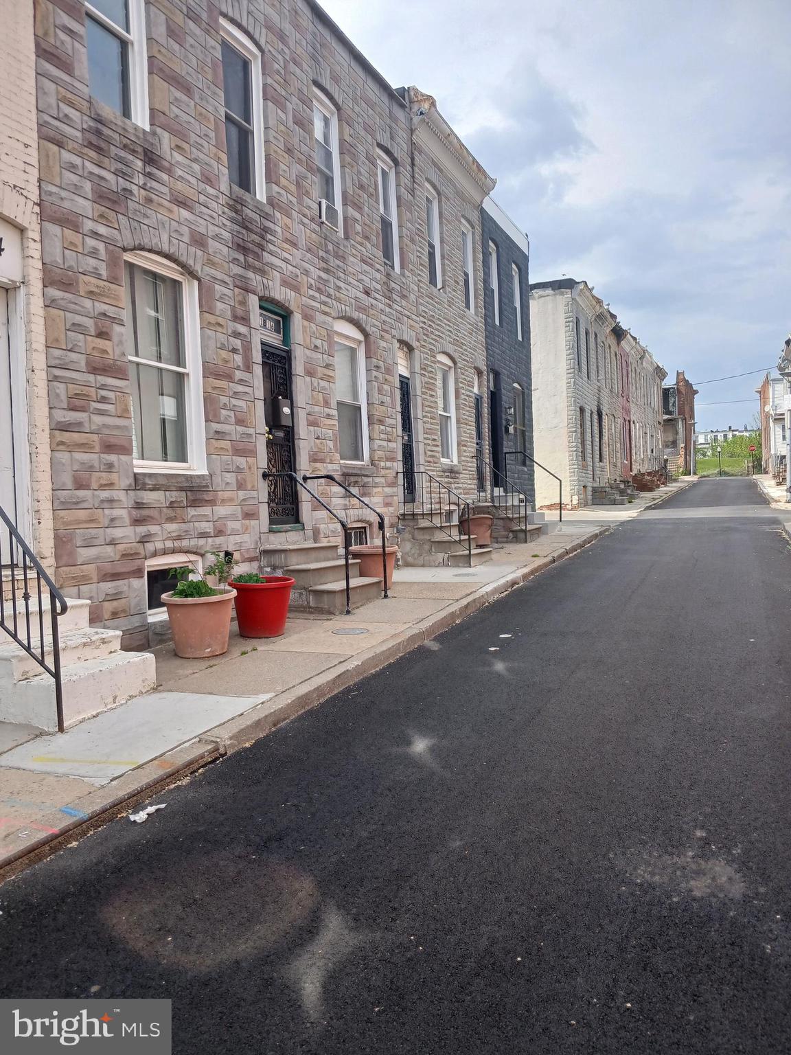 BROADWAY EAST - Residential