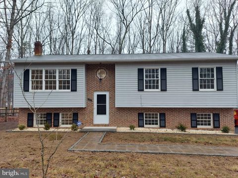 Apartment For Sale - 103 Northwood Circle<br/> CROSS JUNCTION, VA 22625
