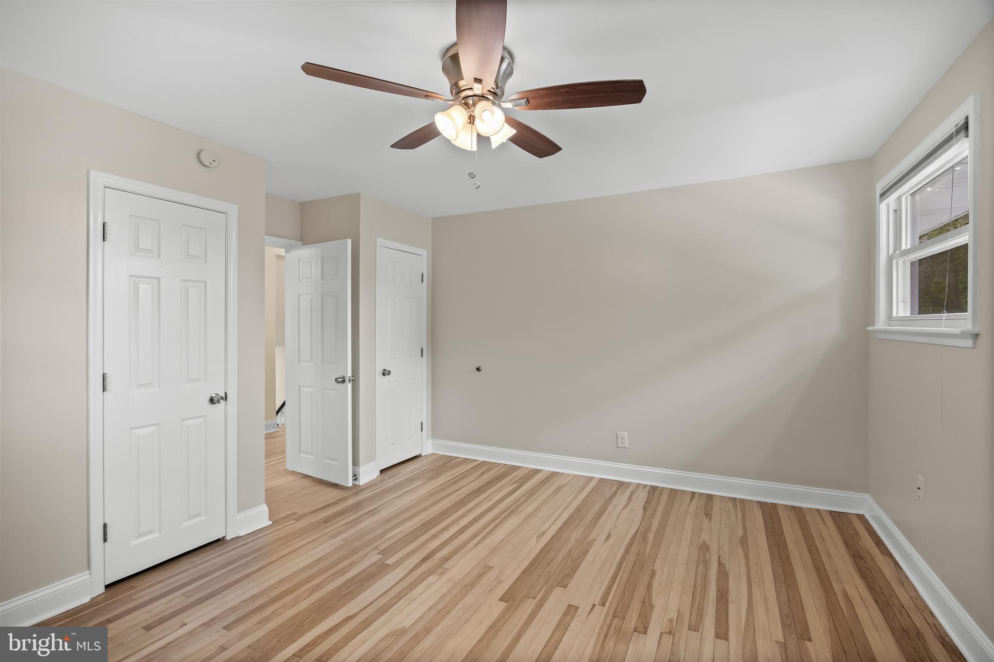 GLADSTONE MANOR - Residential