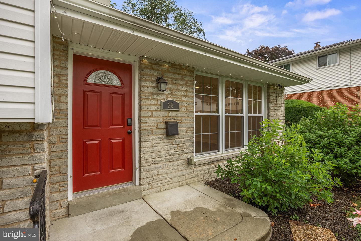 28 ELDON AVENUE