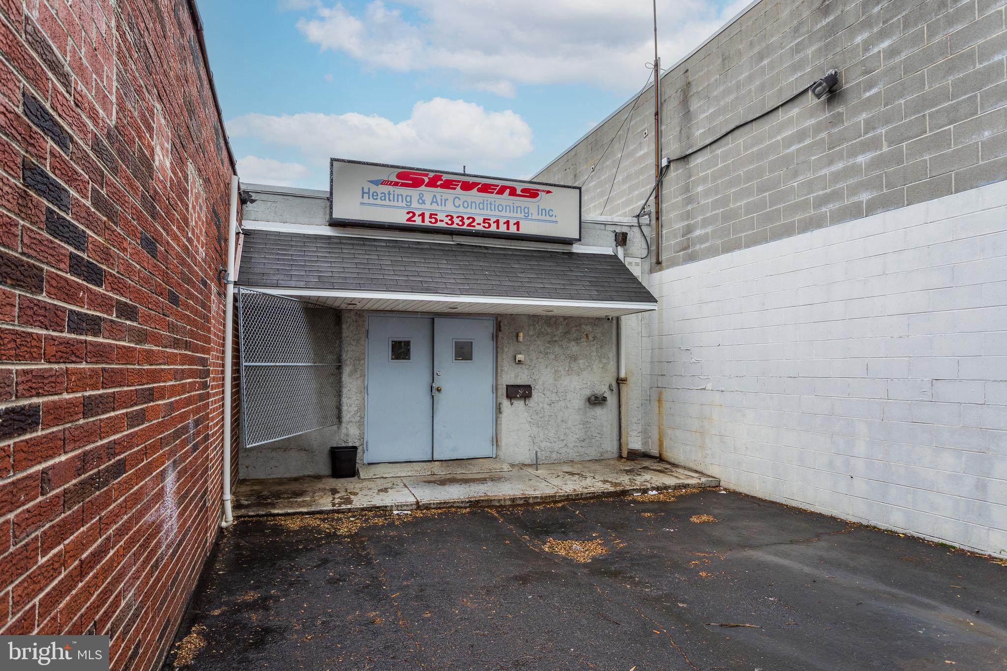 Seize this incredible opportunity to own a versatile commercial property located at 4310 Megargee St, Philadelphia, going to auction on June 25 at 4pm. Pre-auction offers are being accepted, making this an ideal chance to secure a strategic investment ahead of the competition. This one-story masonry building, constructed in 1975, boasts approximately 1,200 square feet of above-ground space on a 2,520-square-foot lot, zoned CMX- 2.5, making it ideal for a variety of commercial uses. The property features warehouse space and office space, perfectly suited for service-based businesses. Inside, you'll find a practical combination of open workspace, private rooms, and a reception area, along with two convenient bathrooms. The building's durable masonry exterior complements the interior's functional design, including ample shelving and storage, which are essential for various business operations.
Located in the vibrant neighborhood of Holmesburg in Northeast Philadelphia, the property benefits from high visibility on Frankford Avenue, a major commercial corridor. The area offers easy access to public transportation and major highways like I-95 and Route 1, connecting to Center City and surrounding suburbs. Local amenities include popular dining spots such as The Dining Car and John's New Pizza & Restaurant, as well as retail stores and parks. The community-oriented environment of Holmesburg and the nearby Pennypack Creek add to the appeal of this strategic location.
With a lot frontage of 20 feet and a depth of 113 feet, the property sits on level terrain with an irregular shape.
Annual taxes for 2025 are estimated at $3,149. This is a rare commercial investment opportunity not to be missed. For more information, to schedule a viewing, or to submit a pre-auction offer, please contact your agent today.