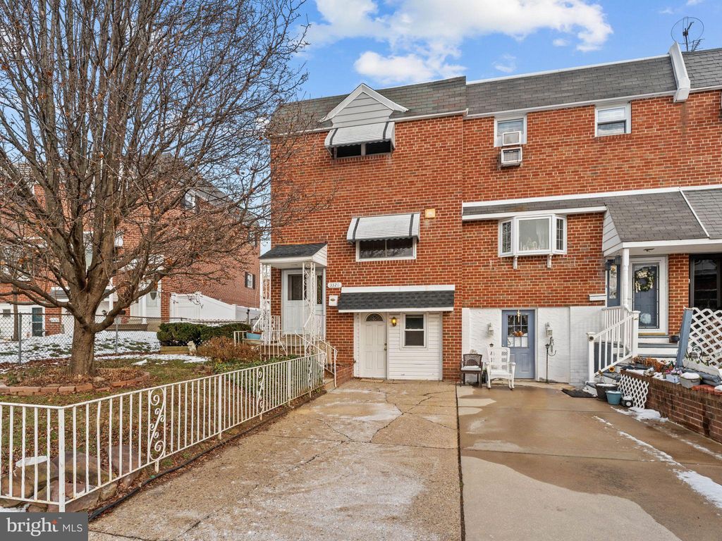 Photo of 3321 Fairdale Road, PHILADELPHIA, PA 19154 (MLS # PAPH2565378)