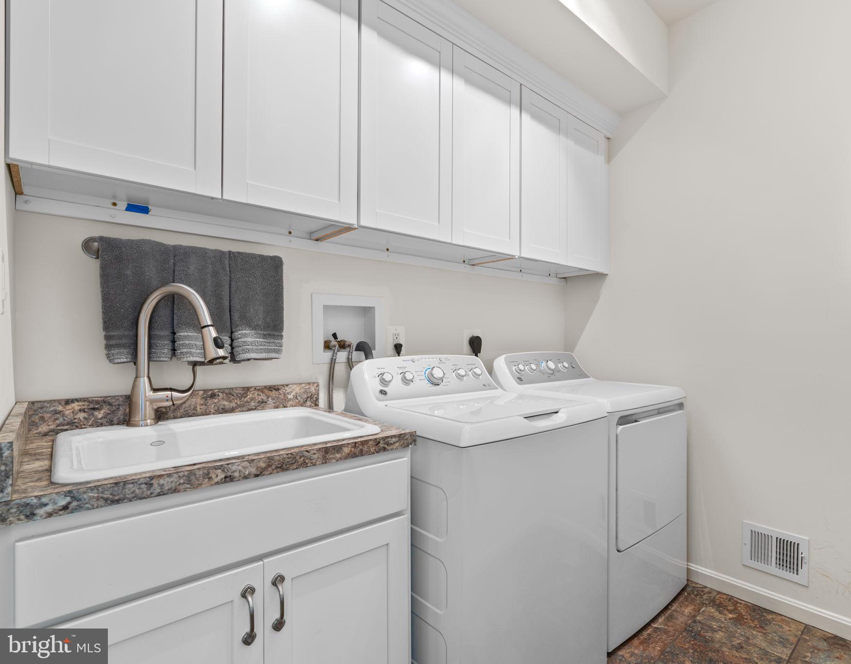 NORTH SHORE - Residential