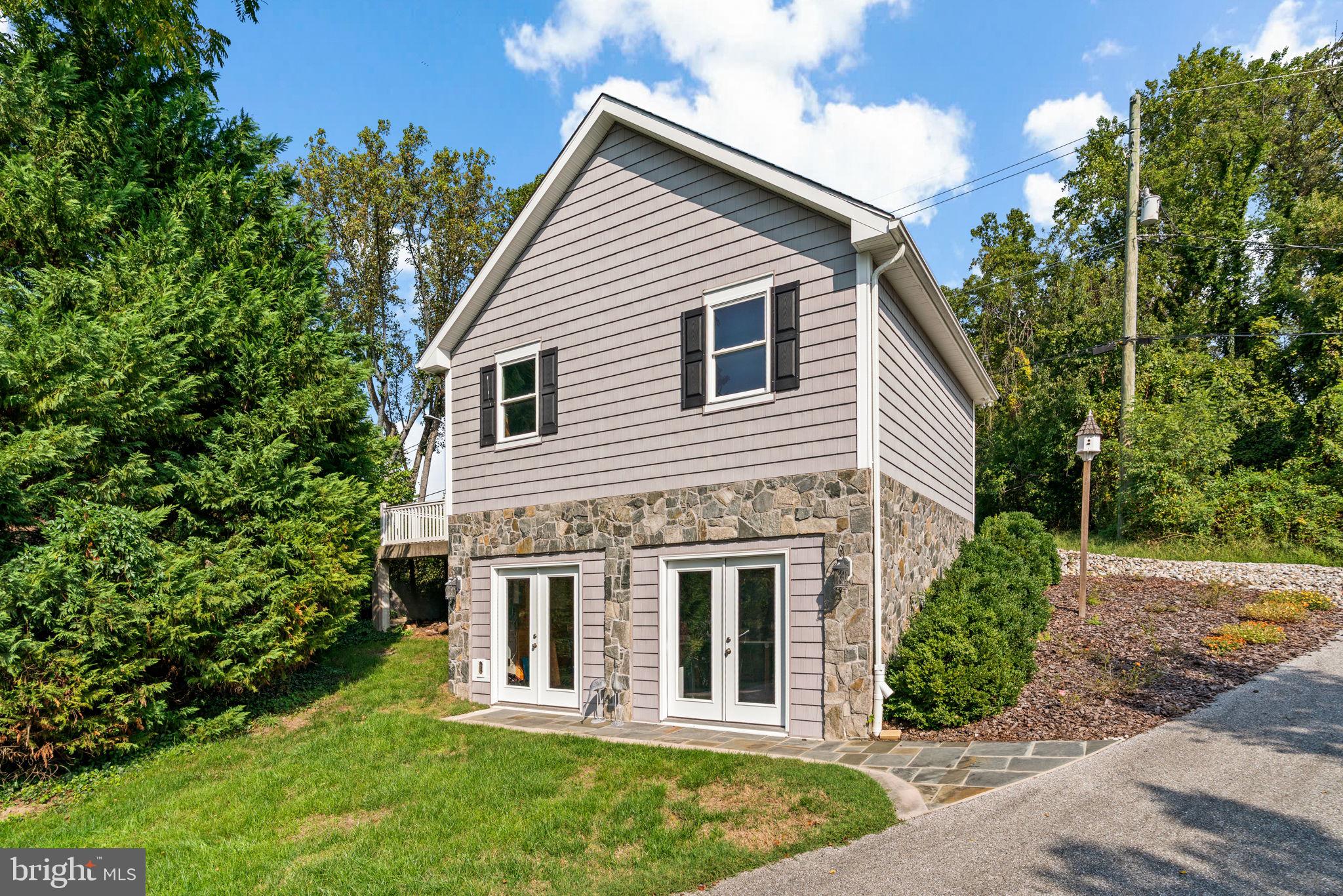 NORTH SHORE - Residential