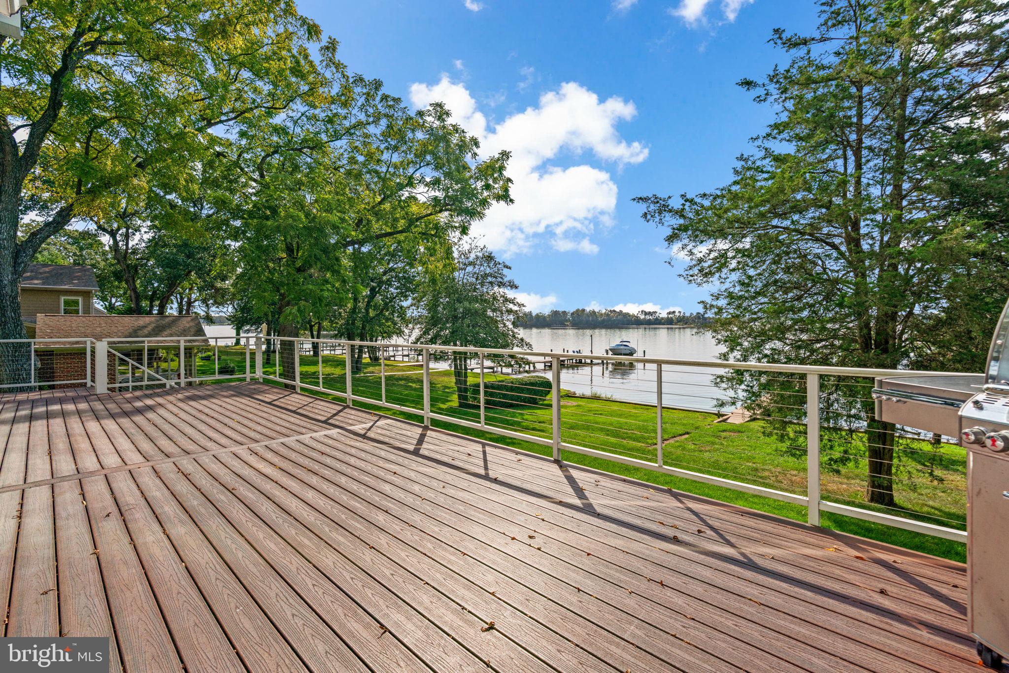 NORTH SHORE - Residential