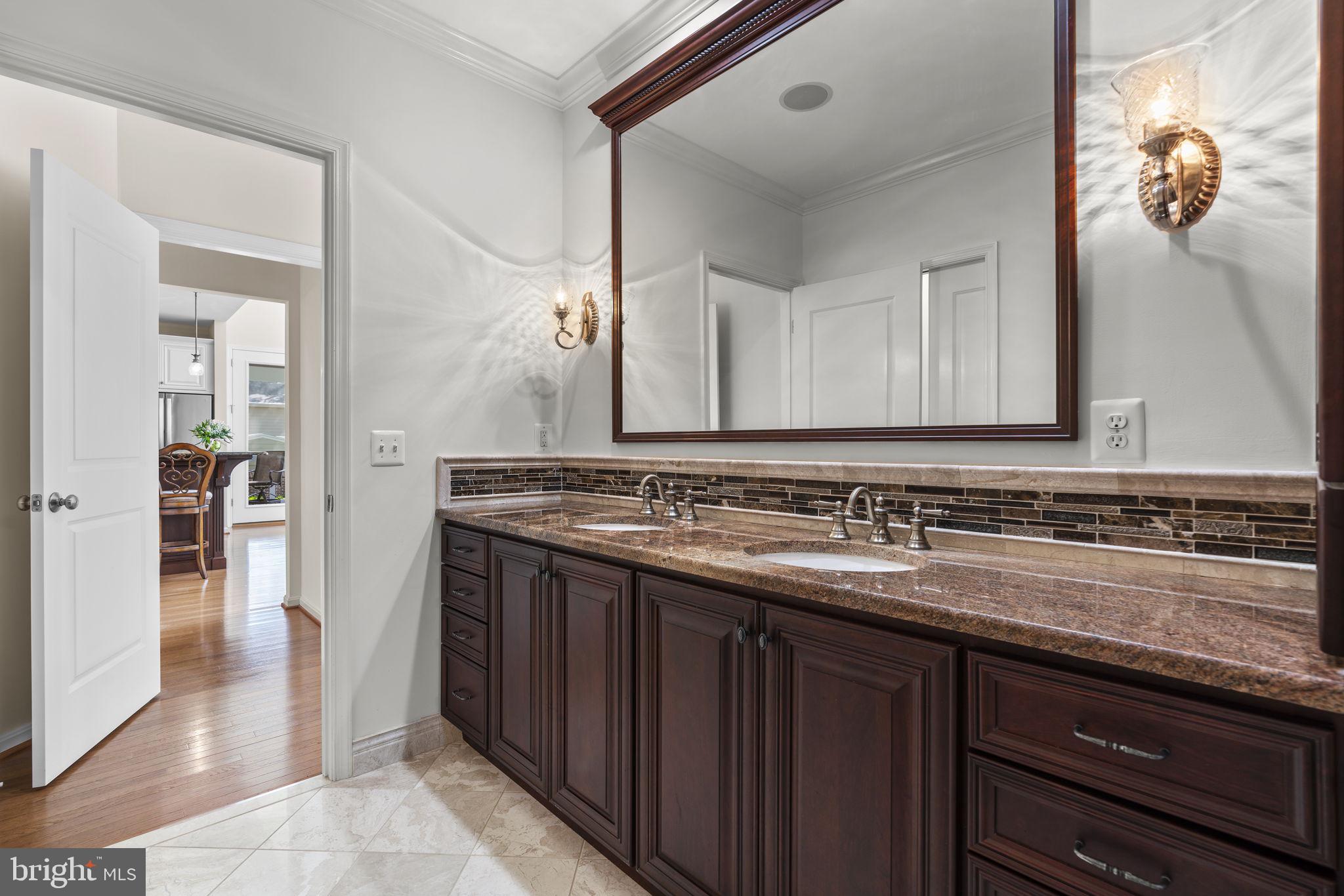 NORTH SHORE - Residential