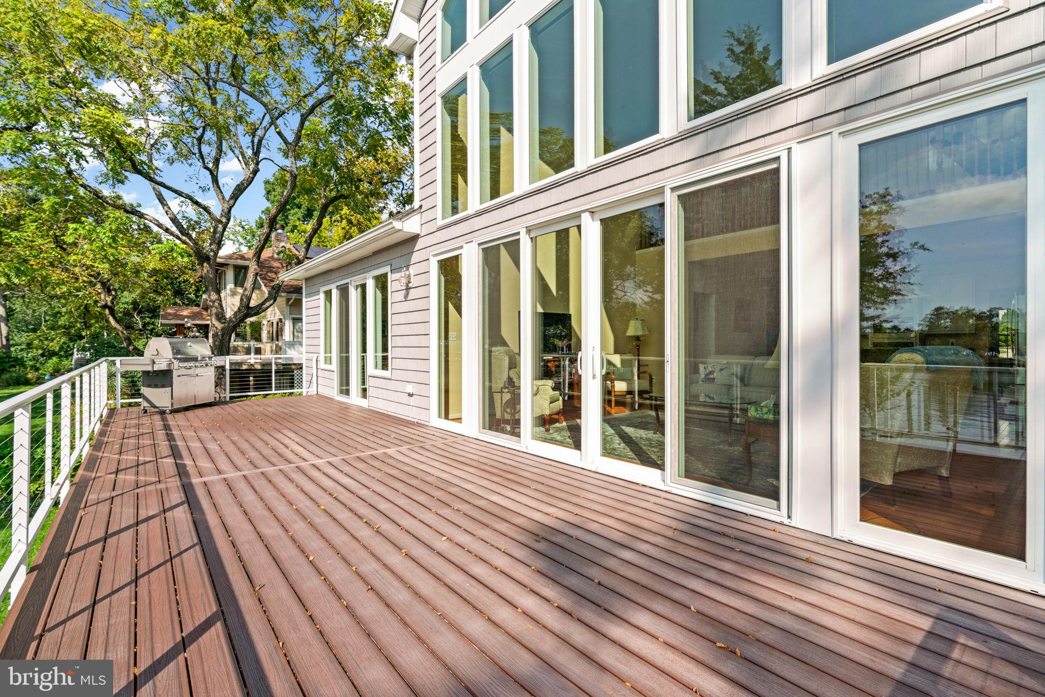 NORTH SHORE - Residential
