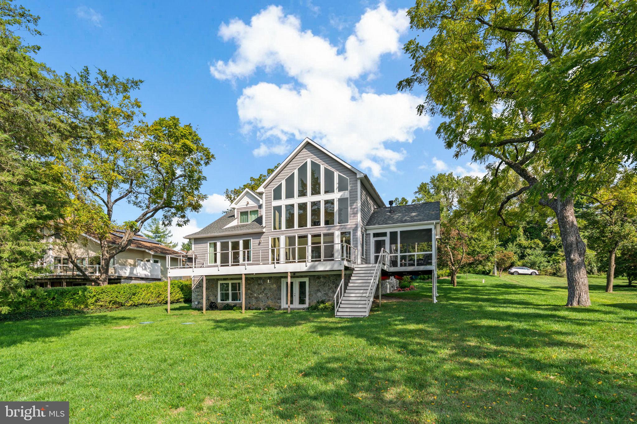 NORTH SHORE - Residential