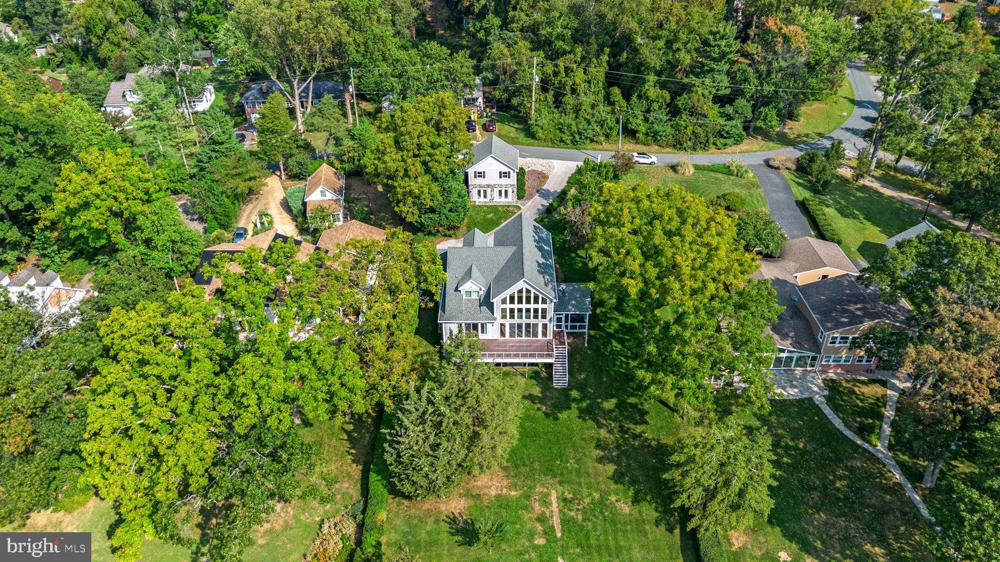 NORTH SHORE - Residential