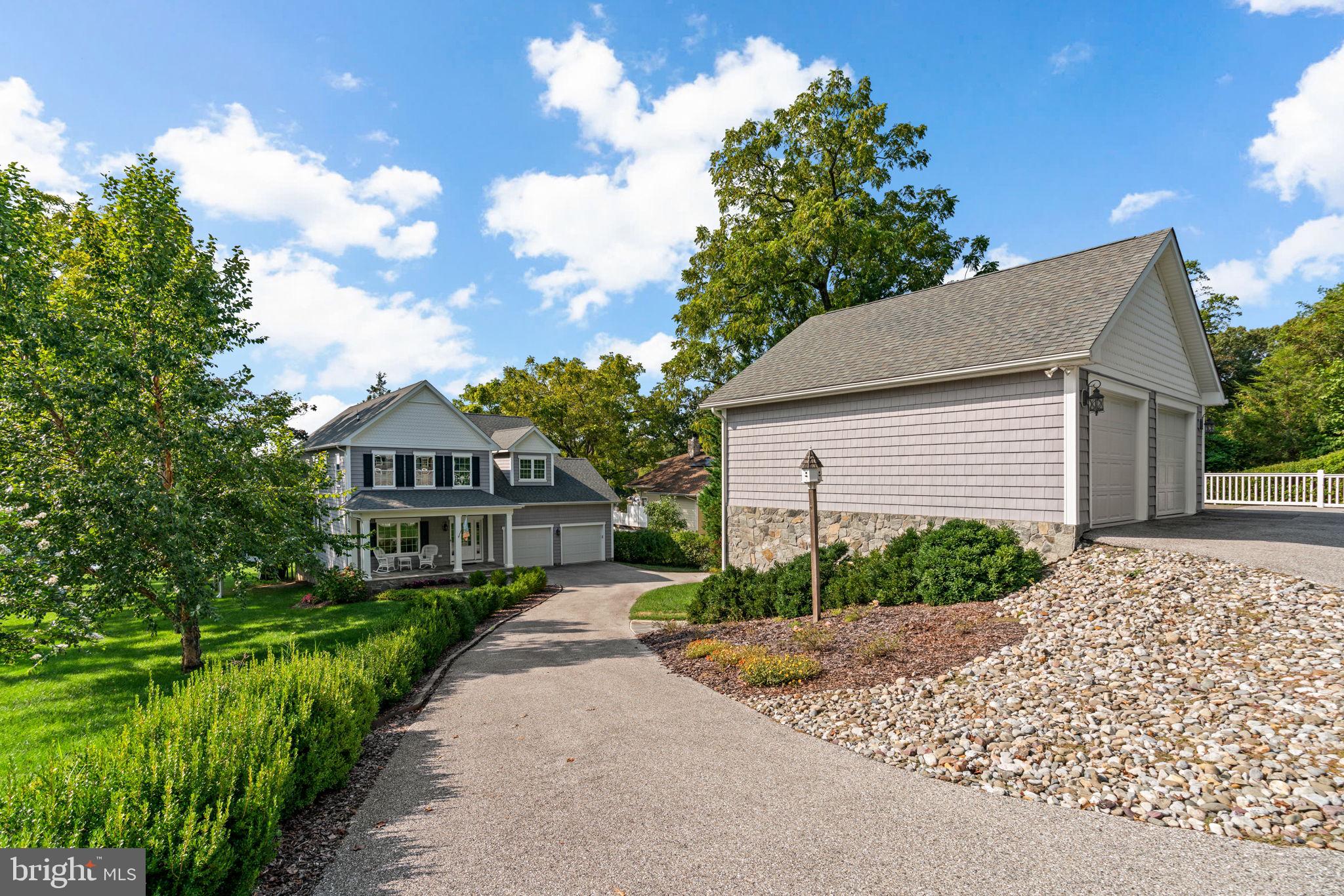 NORTH SHORE - Residential