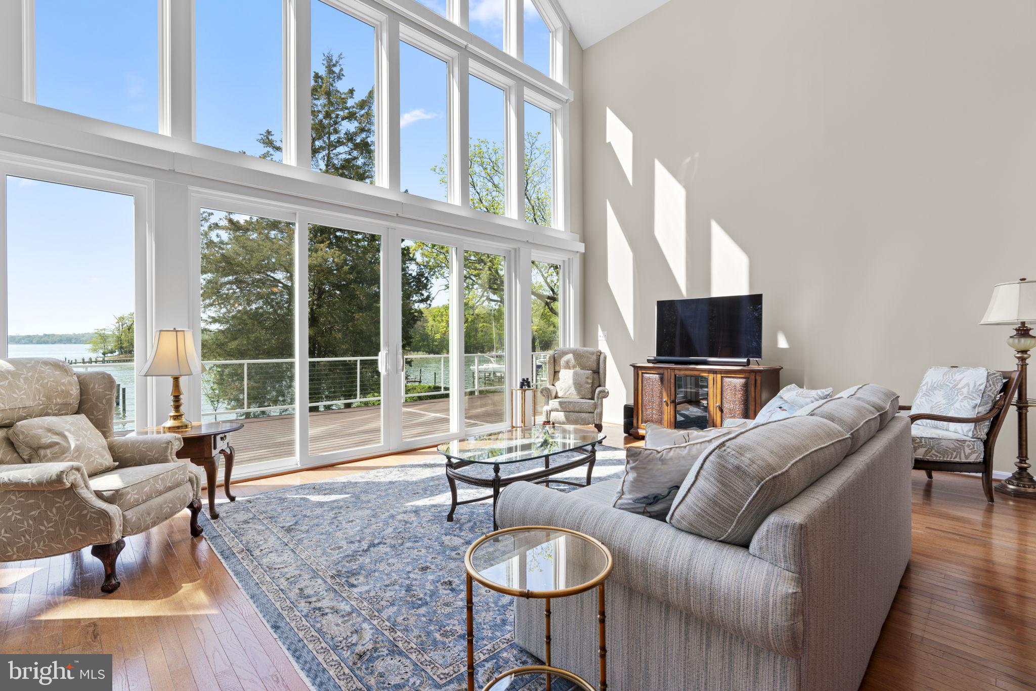 NORTH SHORE - Residential