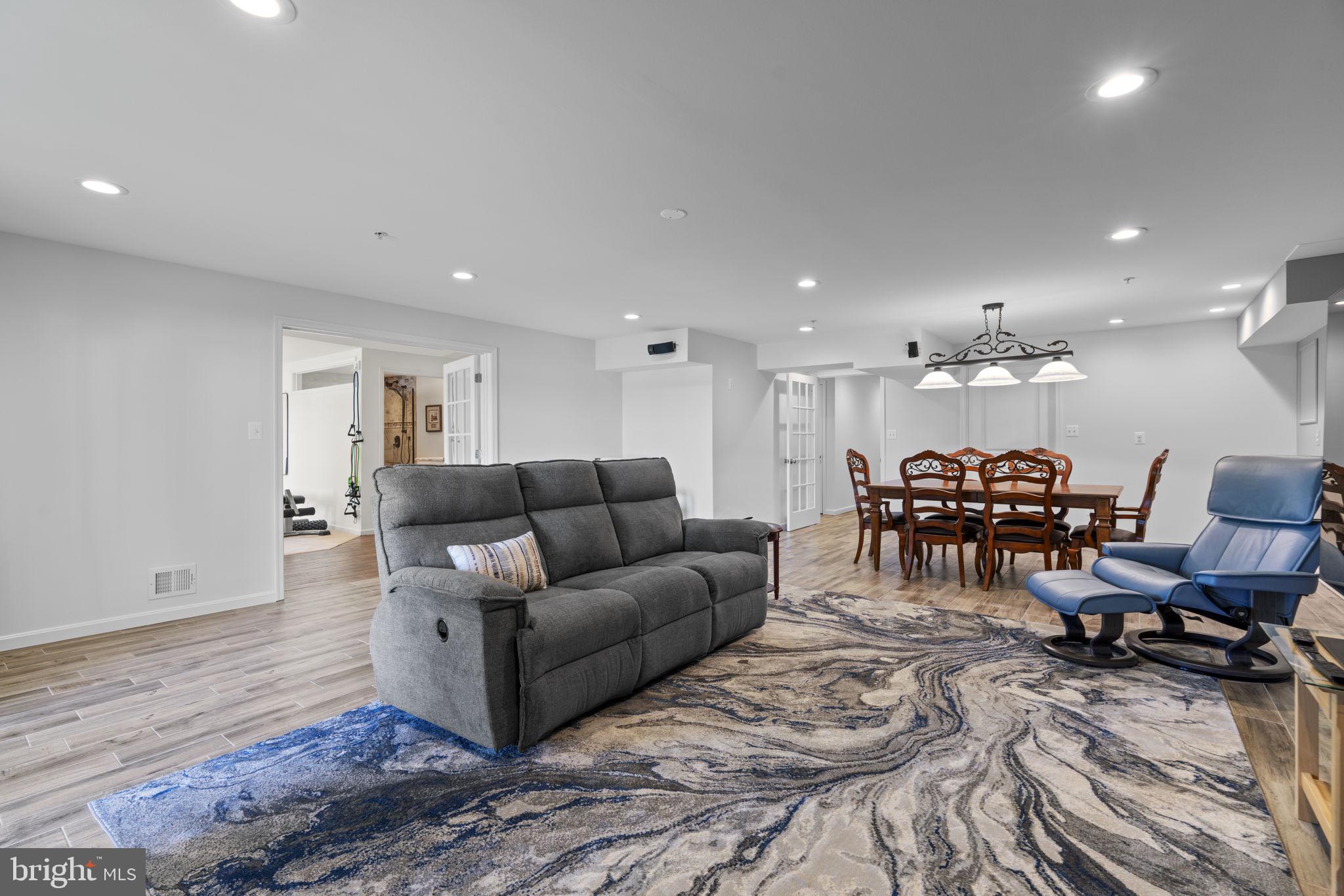 NORTH SHORE - Residential