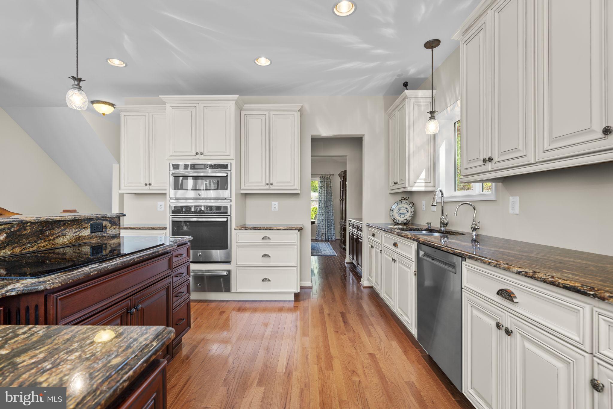 NORTH SHORE - Residential
