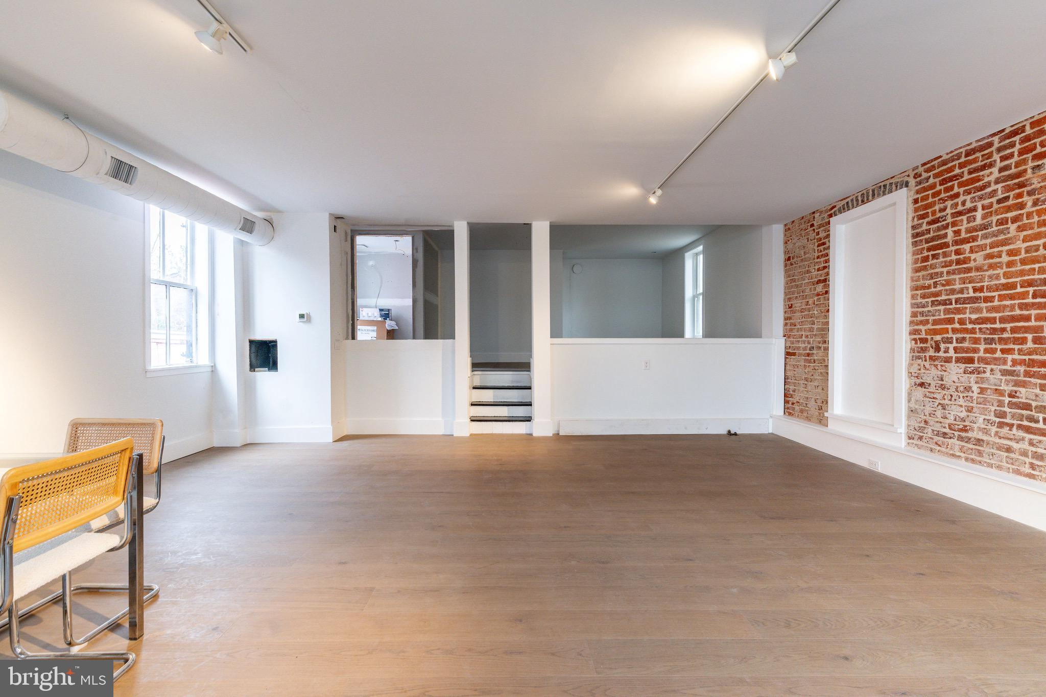 17 W MECHANIC STREET 1&2