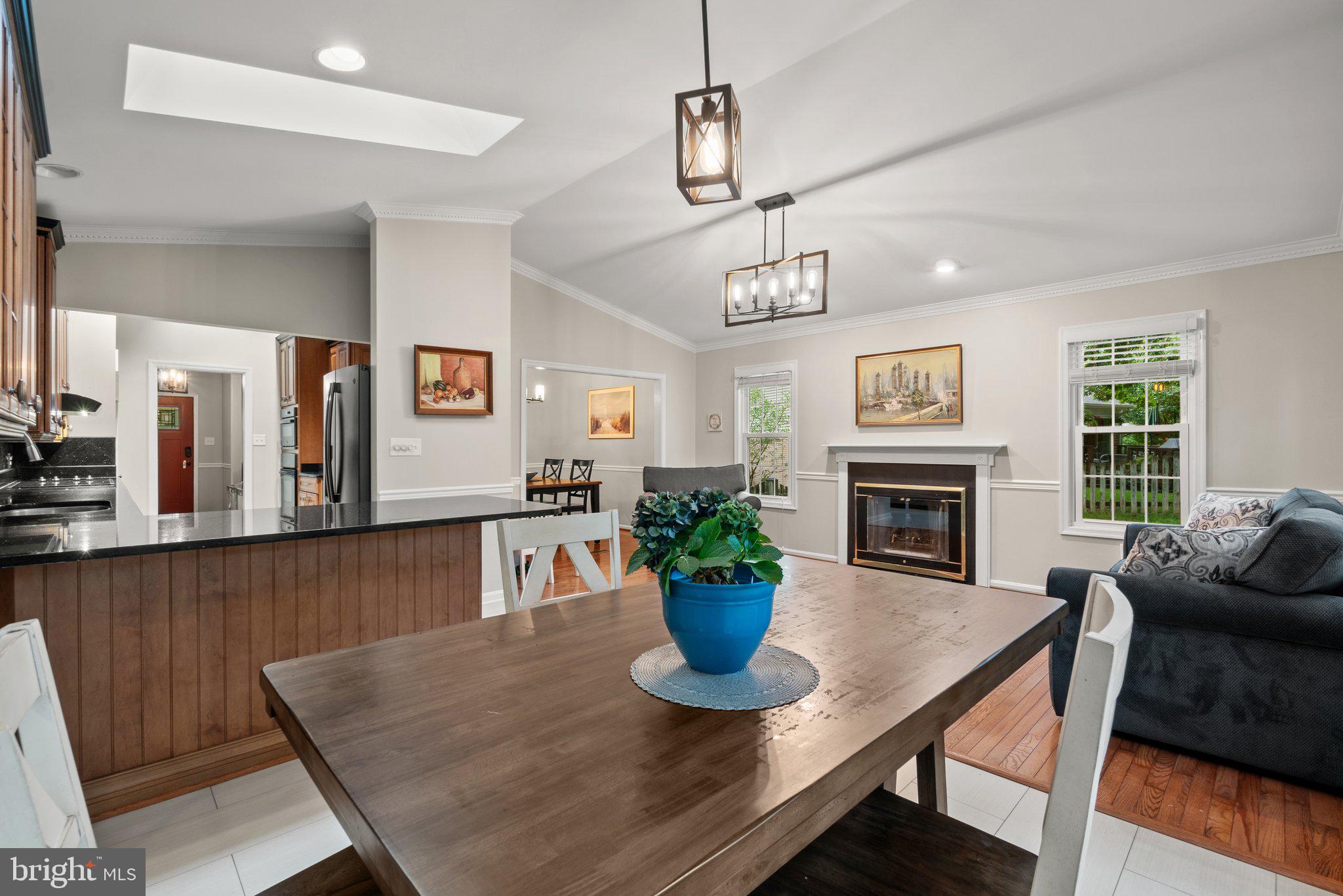 BURKE CENTRE - Residential Lease