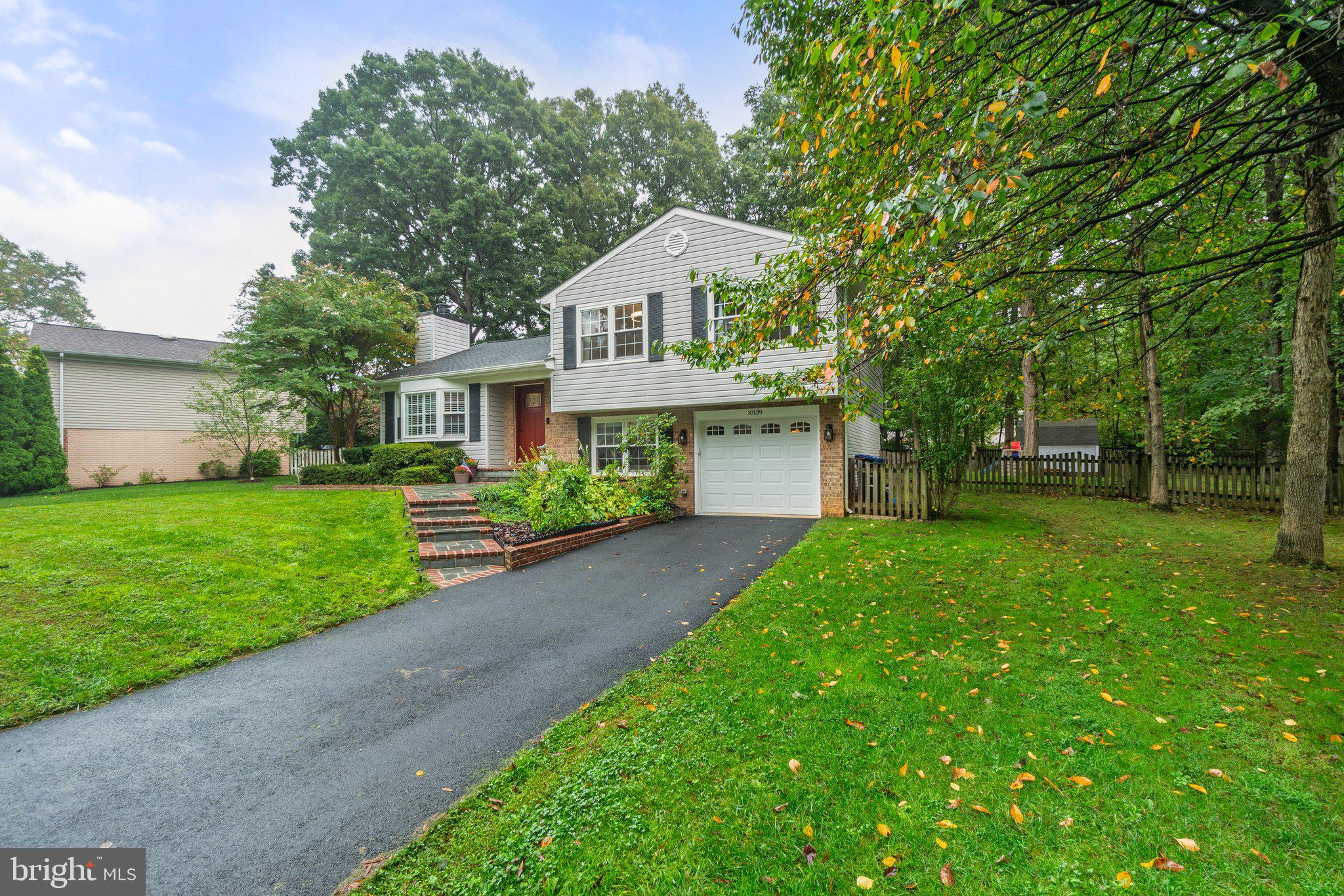 BURKE CENTRE - Residential Lease