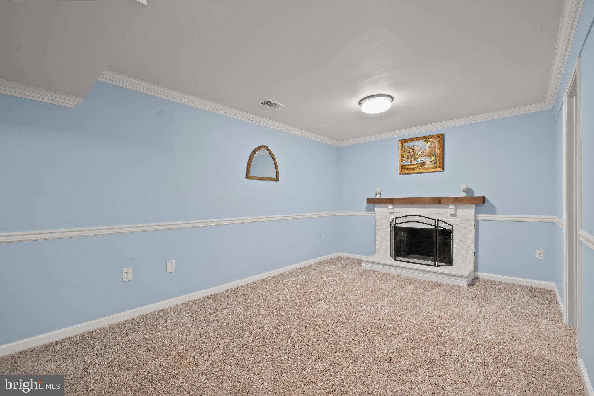 BURKE CENTRE - Residential Lease