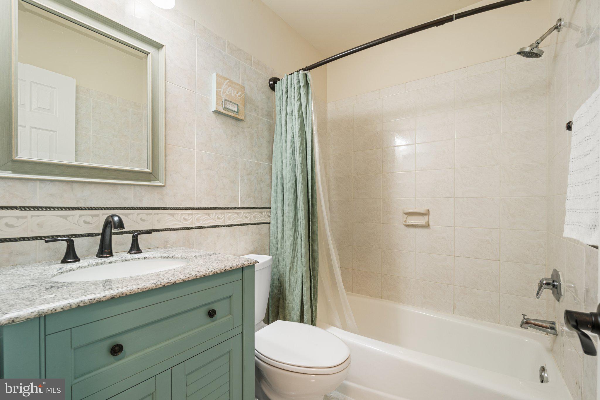 BURKE CENTRE - Residential Lease