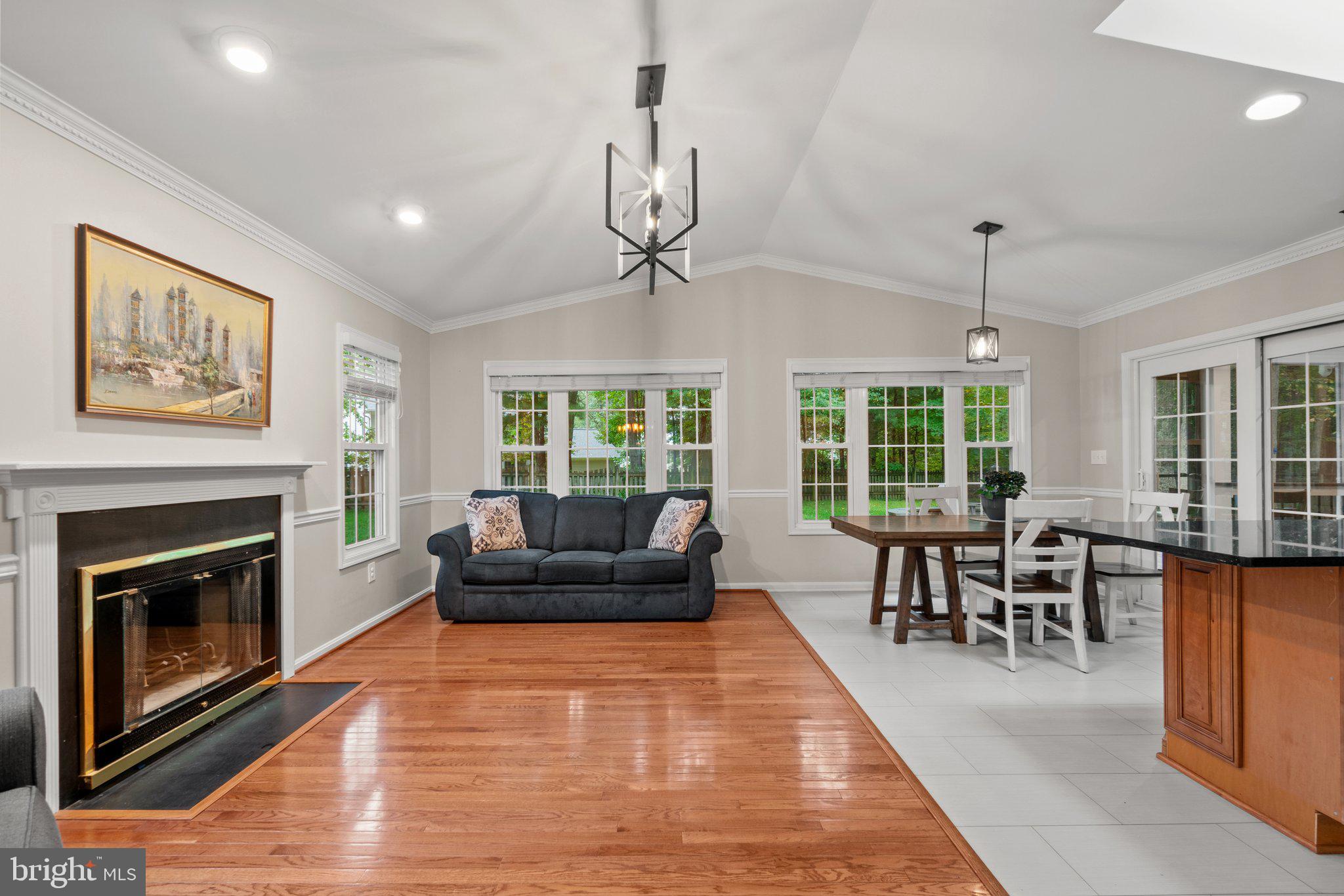 BURKE CENTRE - Residential Lease