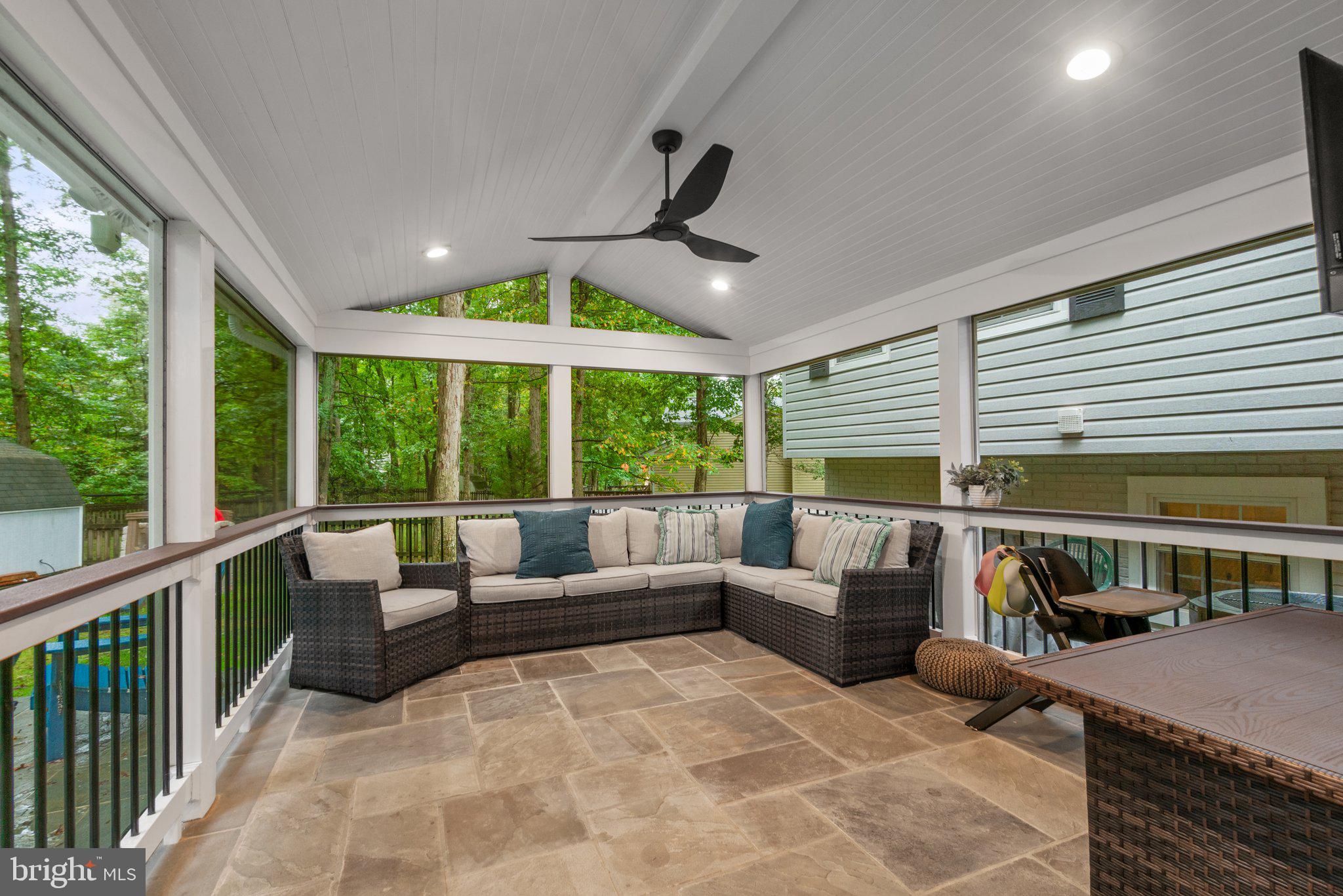 BURKE CENTRE - Residential Lease