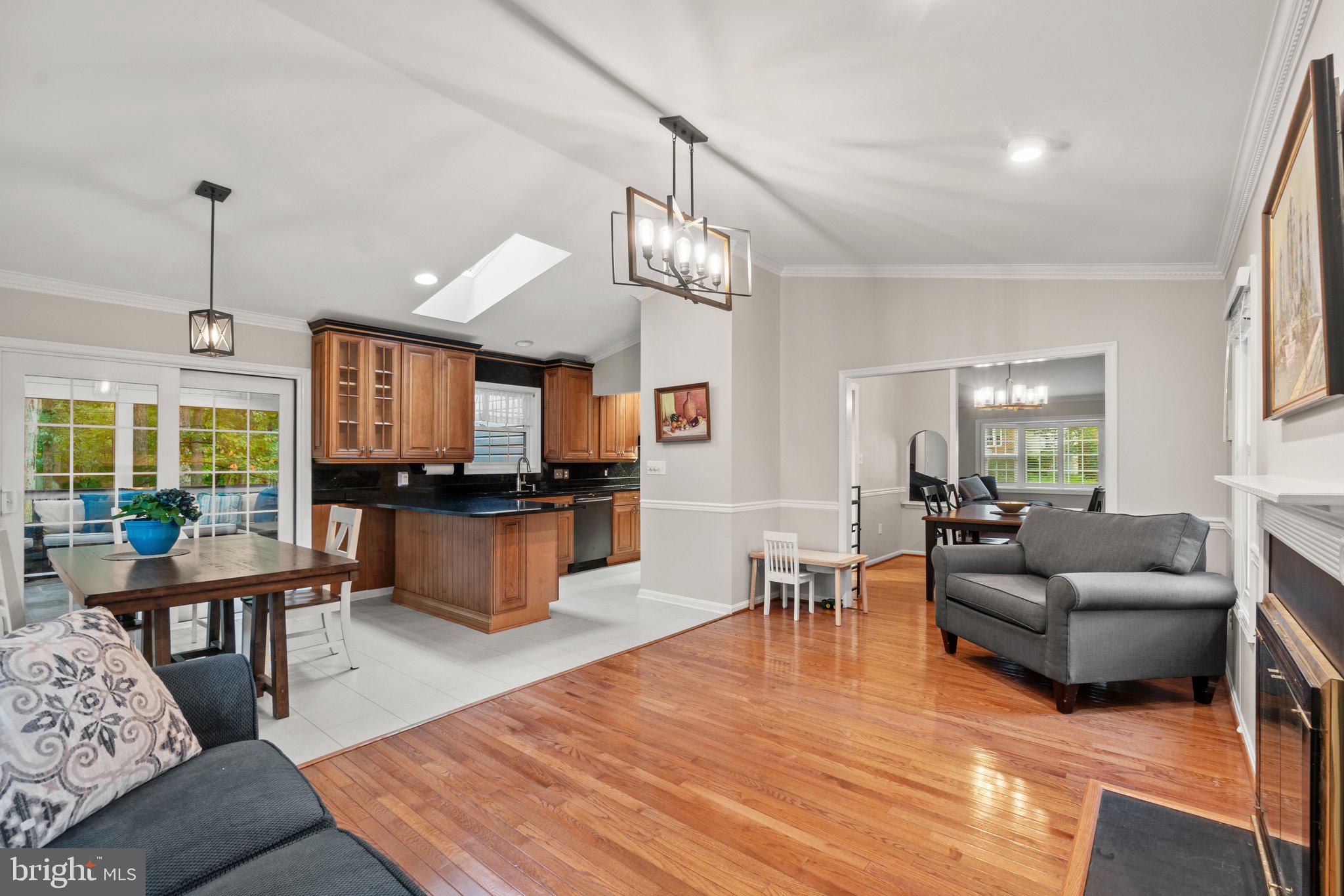 BURKE CENTRE - Residential Lease