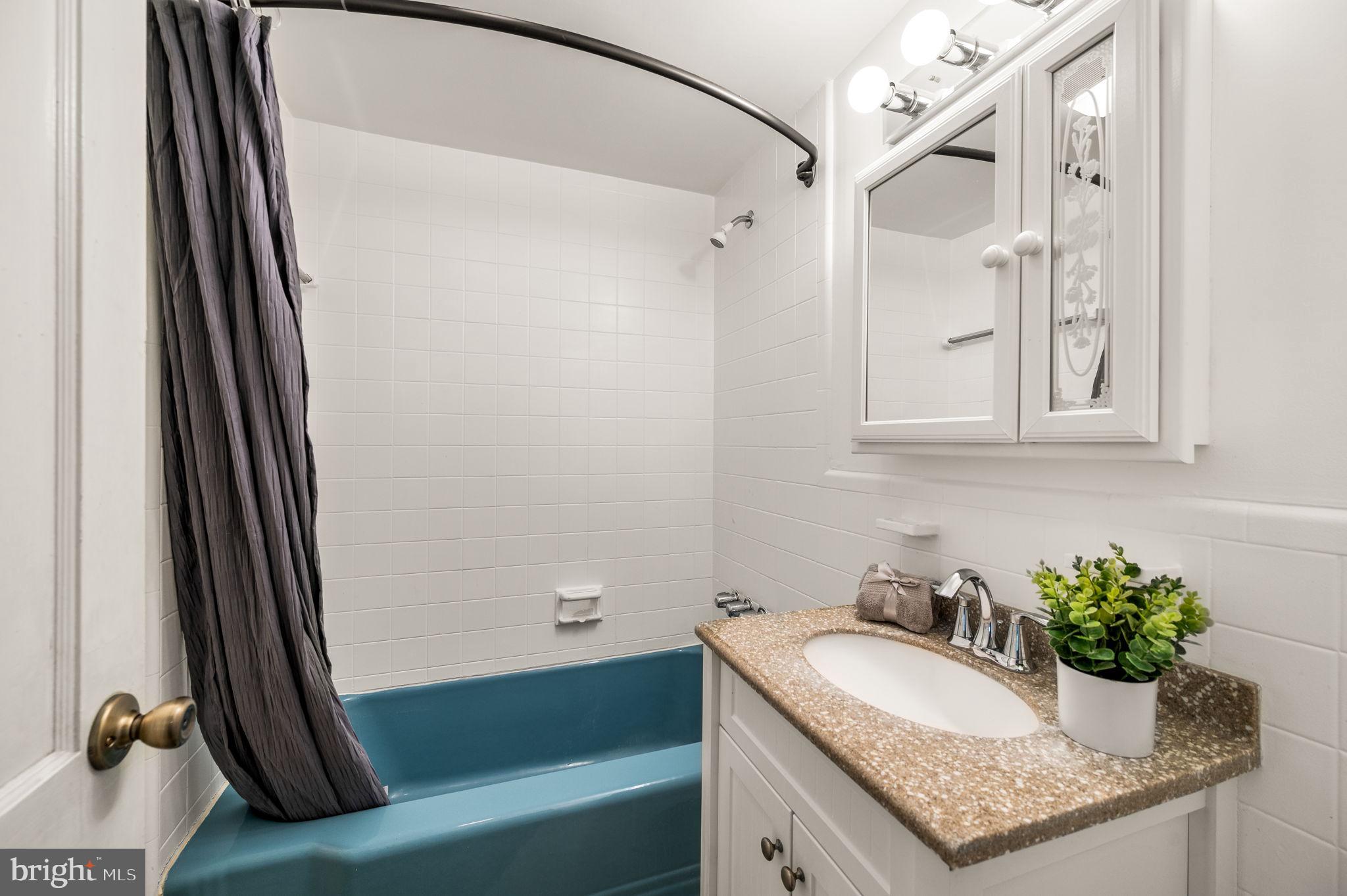 LAPIDEA HILLS - Residential